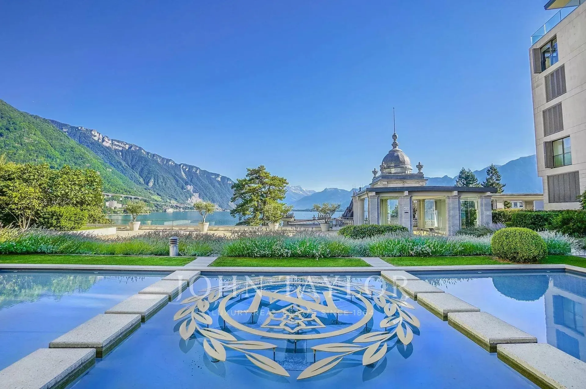 MAGNIFIQUE ! appartement de 5 chambres situé en plein coeur de Montreux.