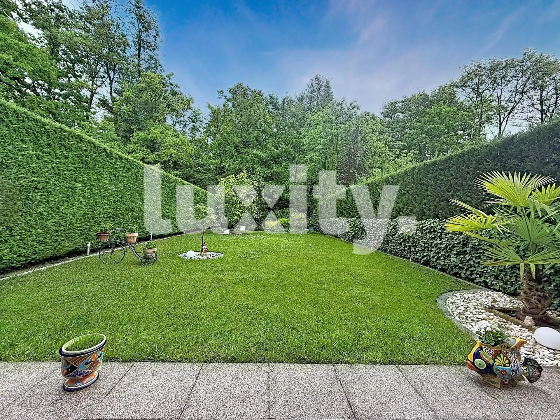 Triplex avec terrasse & jardin privatif aux portes de Genève