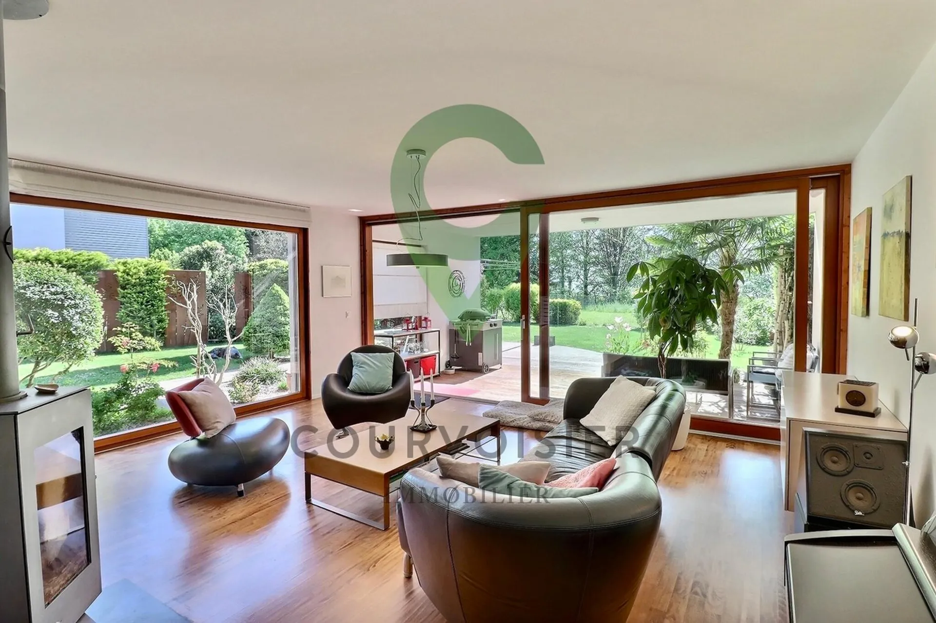 Belle maison de 7 pièces avec jardin, jacuzzi et vue sur le lac, aux portes de Rolle