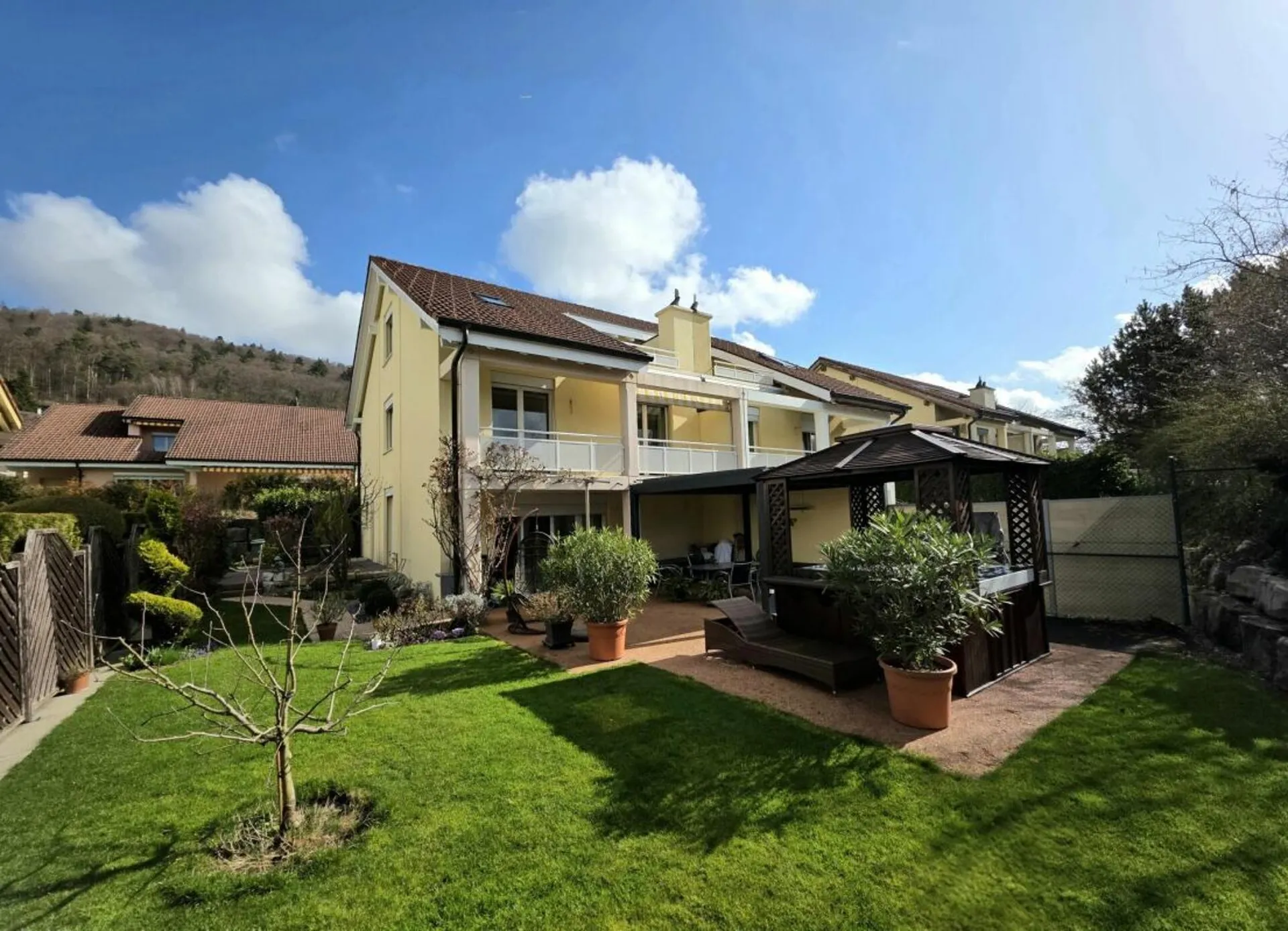 Sonne, Garten & Whirlpool - Ein Zuhause zum Verlieben!