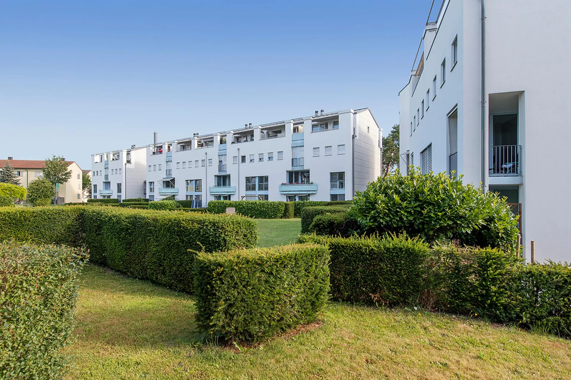 Tolle Wohnung - Zentral gelegen - Waschturm - Dusche und Bad!