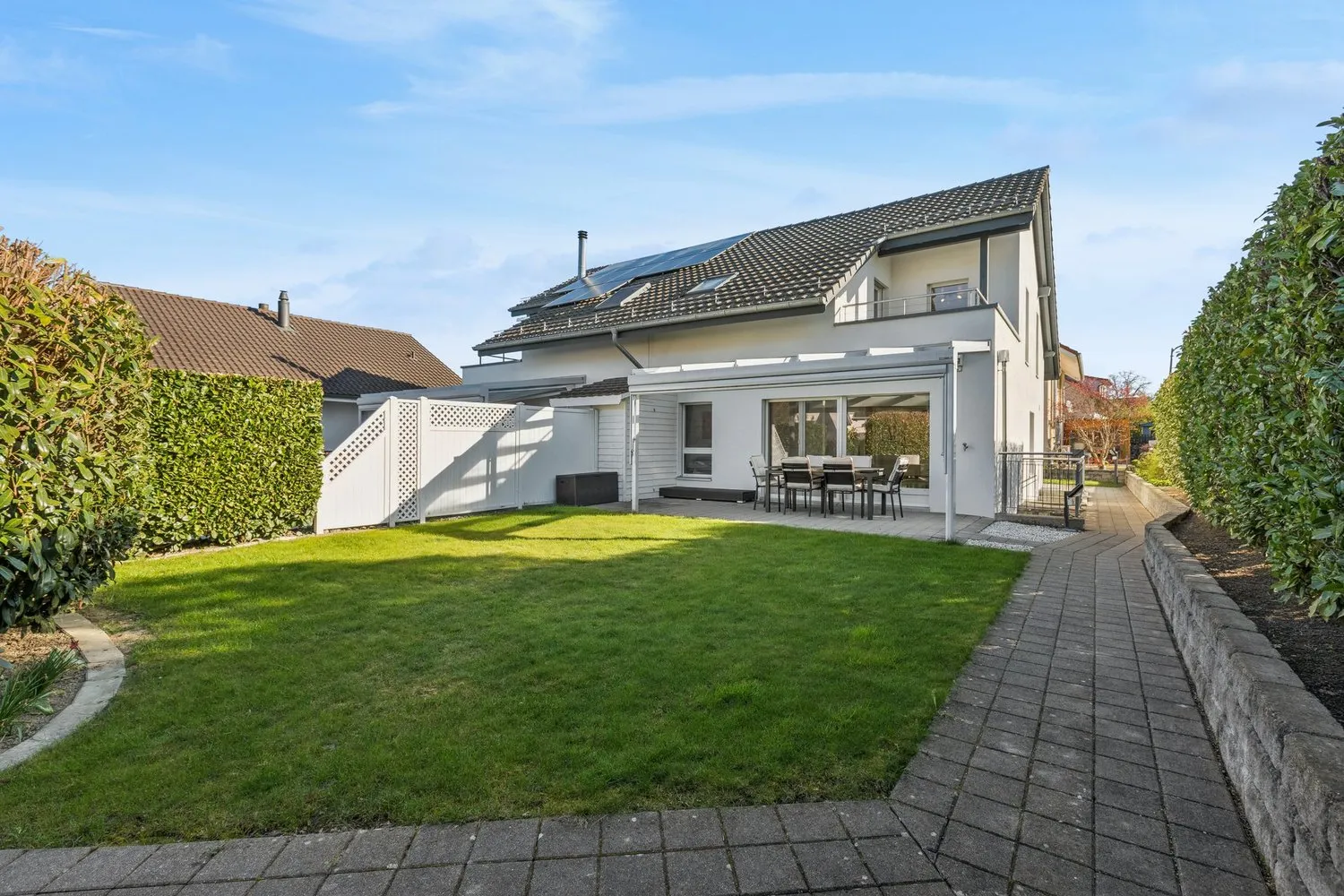 Ihr neues Zuhause zwischen den Seen – Raum, Ruhe und Lebensqualität vereint