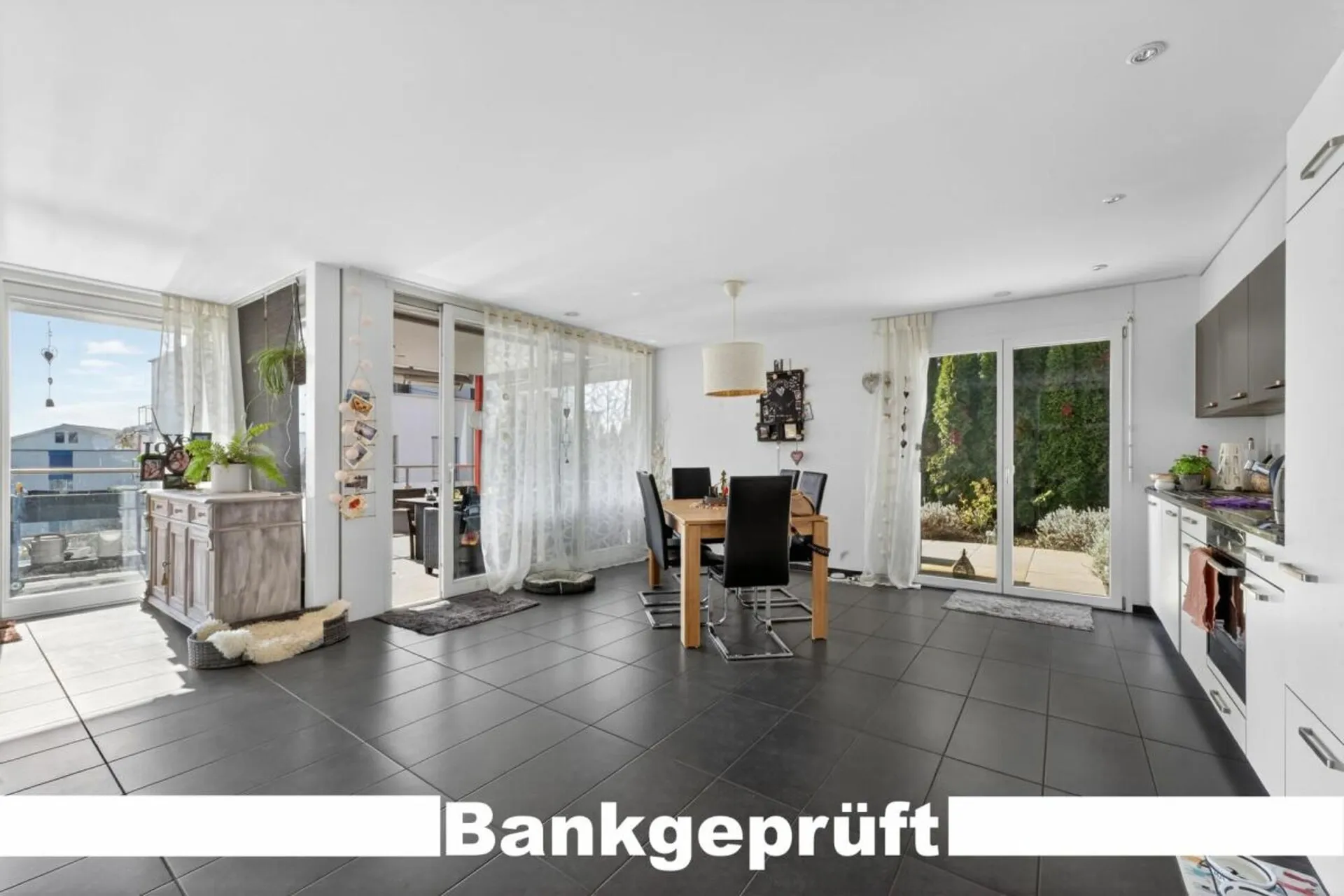 Wohnen im Grünen - Gartenwohnung zum Verlieben