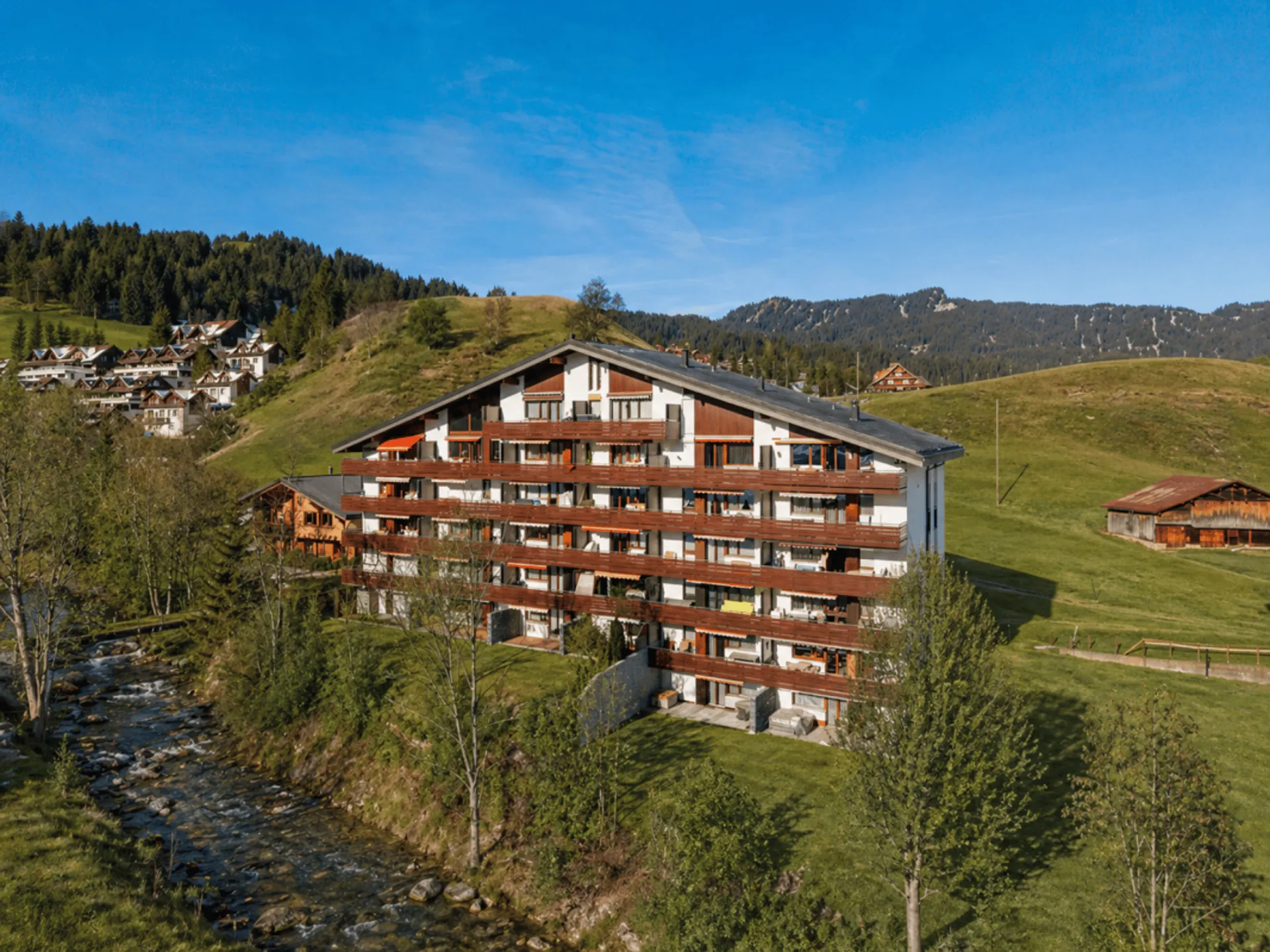 Attraktive Dach-Maisonettewohnung im Ybrig!