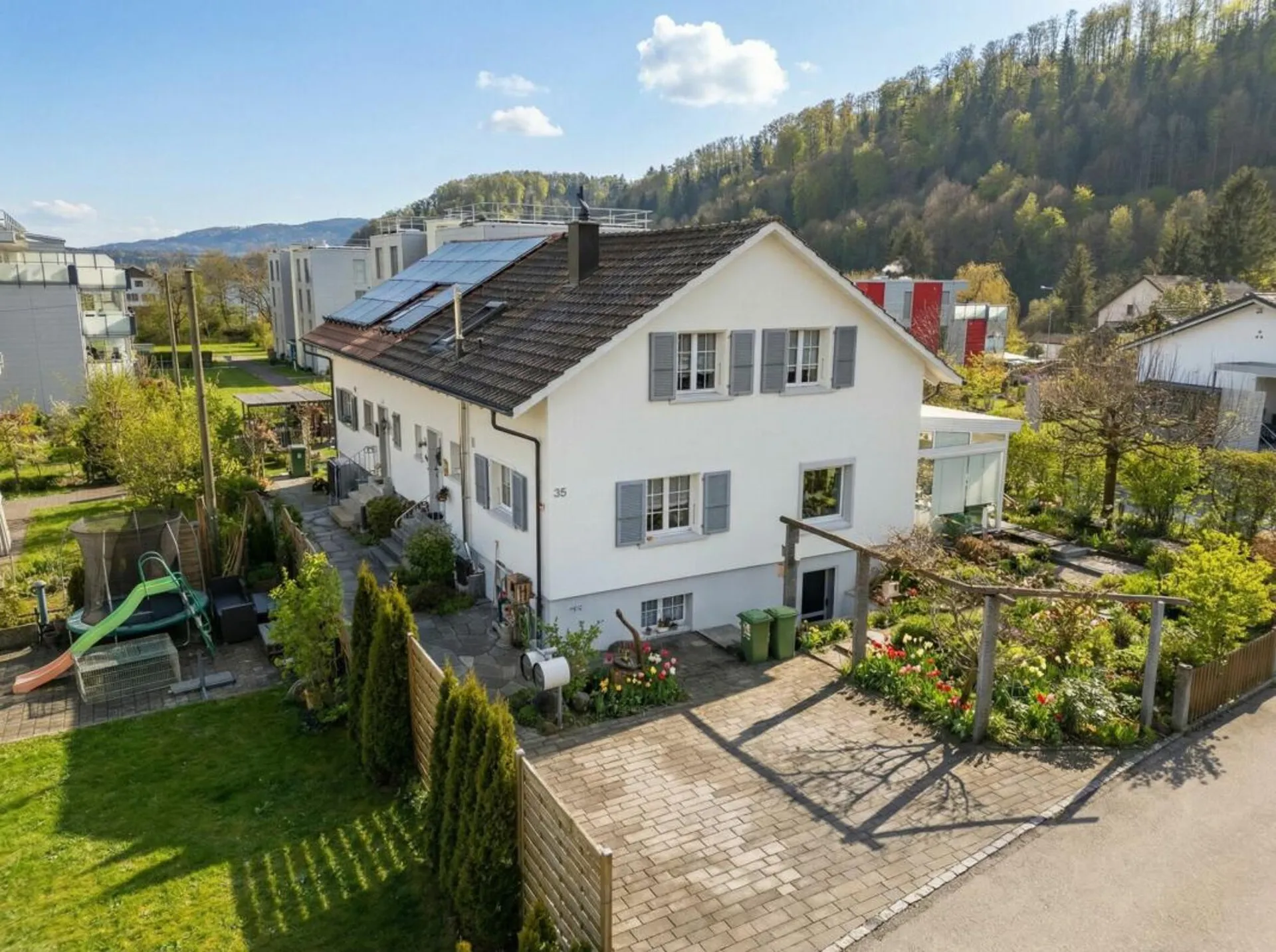 5½-Zimmer Doppeleinfamilienhaus
