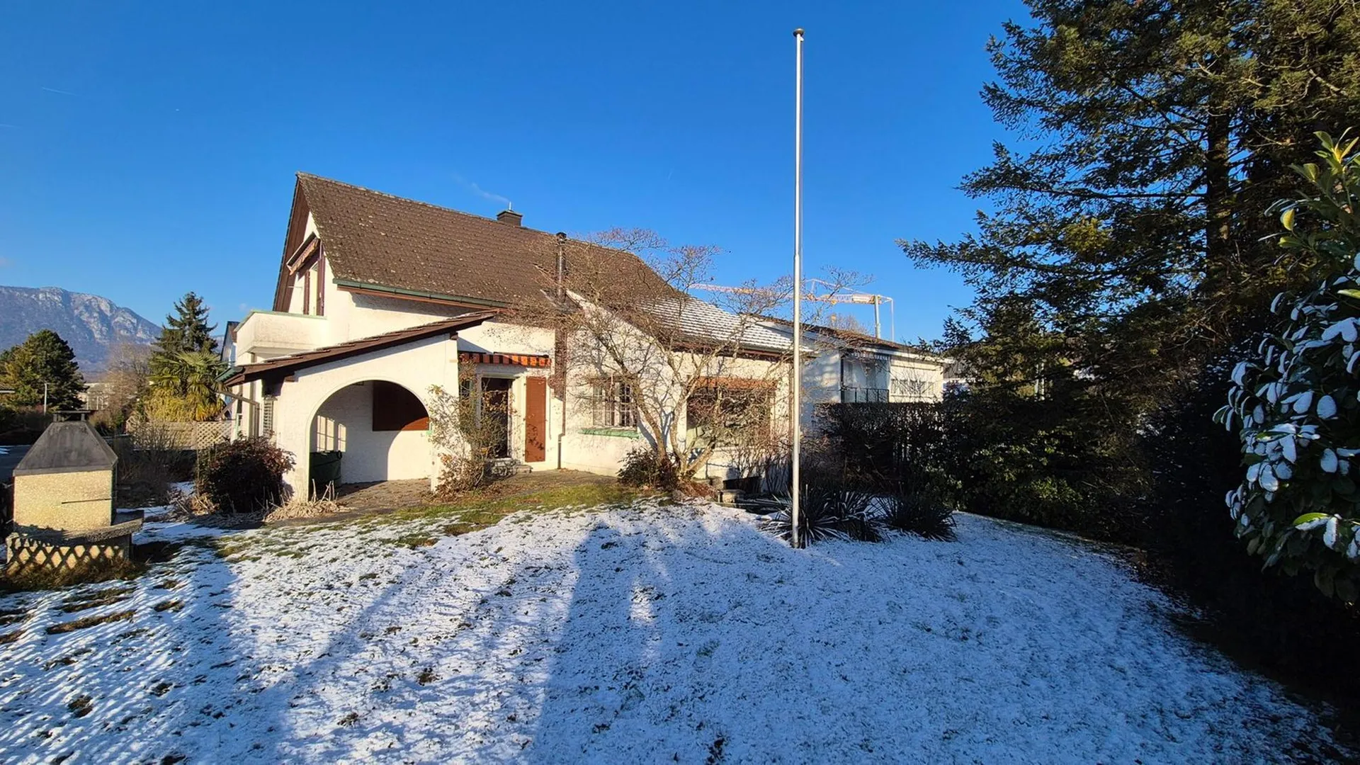 Charmantes Einfamilienhaus mit tollem Garten und viel Potenzial