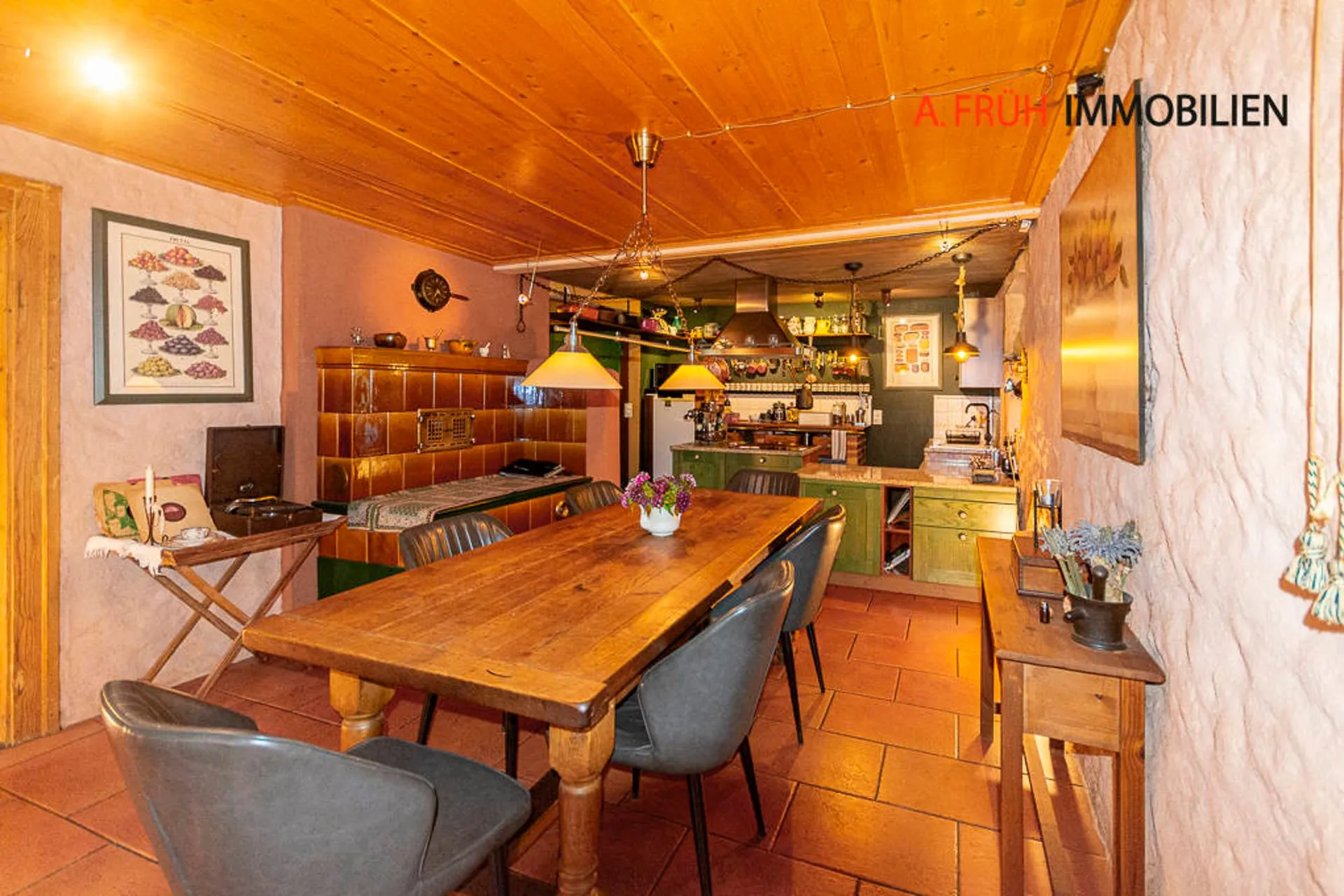 Seit 1800: Charakterstarkes Refugium mit 810 m² Garten & Quelle