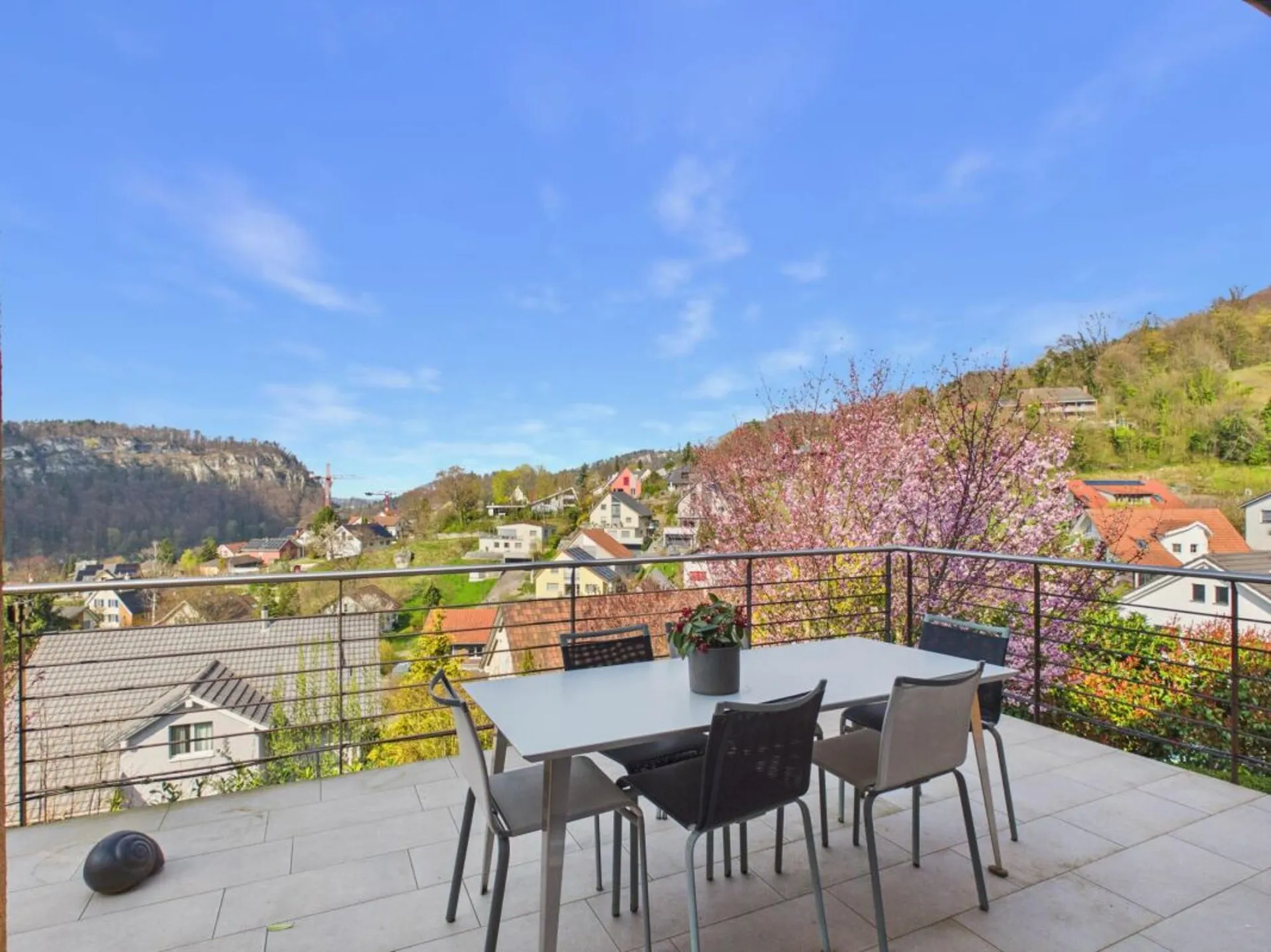 Offenes Wohnen mit viel Freiraum und unverbaubarer Aussicht