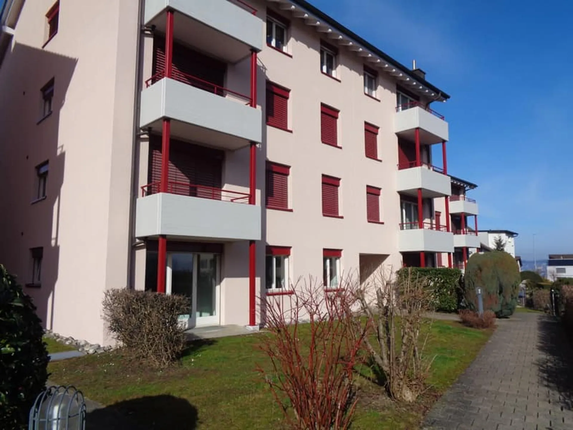 Charmante 4.5-Zimmerwohnung mit zwei Balkonen