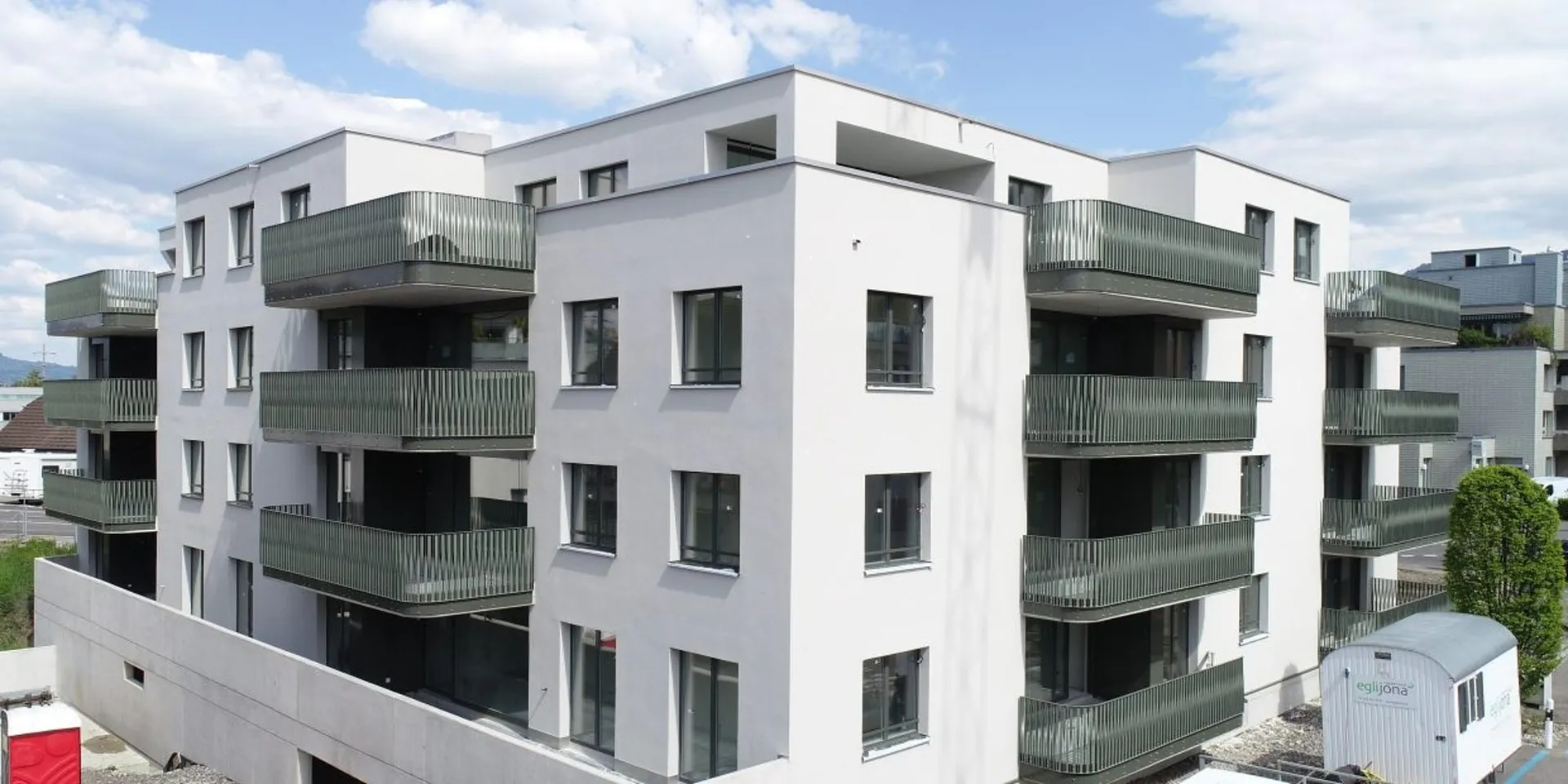 Exklusive Wohnung im Herzen von Lachen