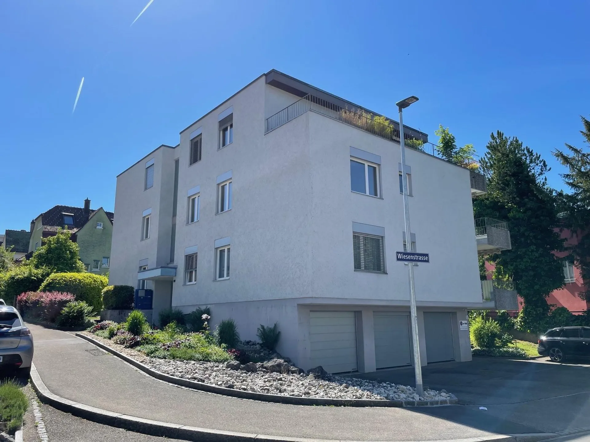 gemütliche 4-Zimmerwohnung in kleinem Mehrfamilienhaus!