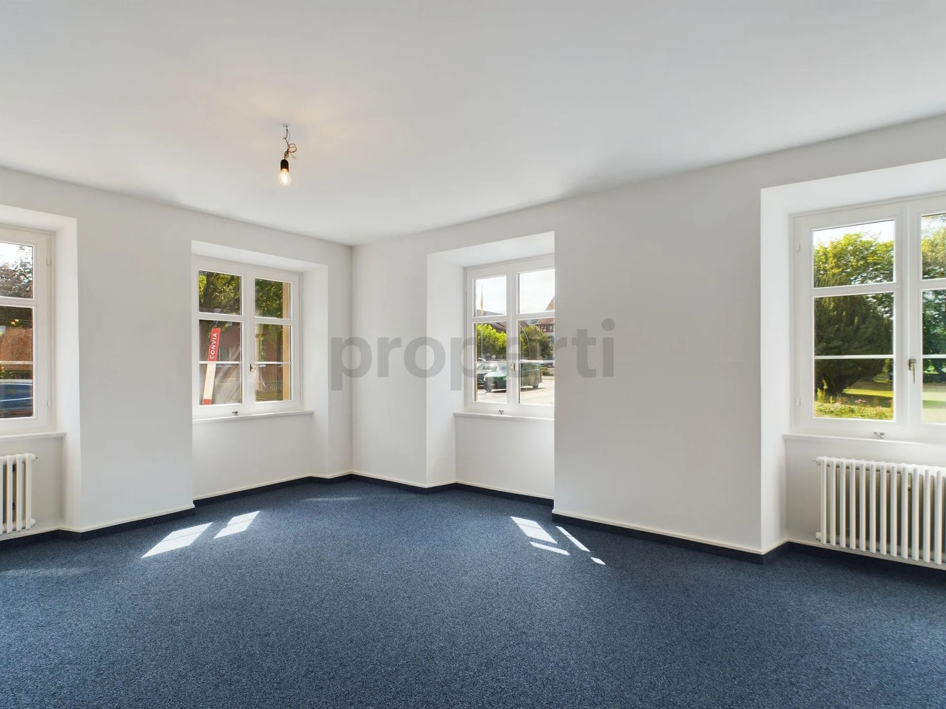 Flexible 4-Zimmer-Wohnung zur individuellen Gestaltung mit Tiefgaragenparkplatz in Ermatingen