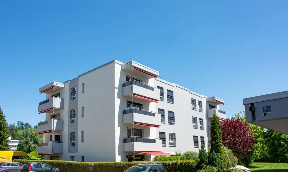 Appartement rafraîchi de 3 pièces au 3ème étage