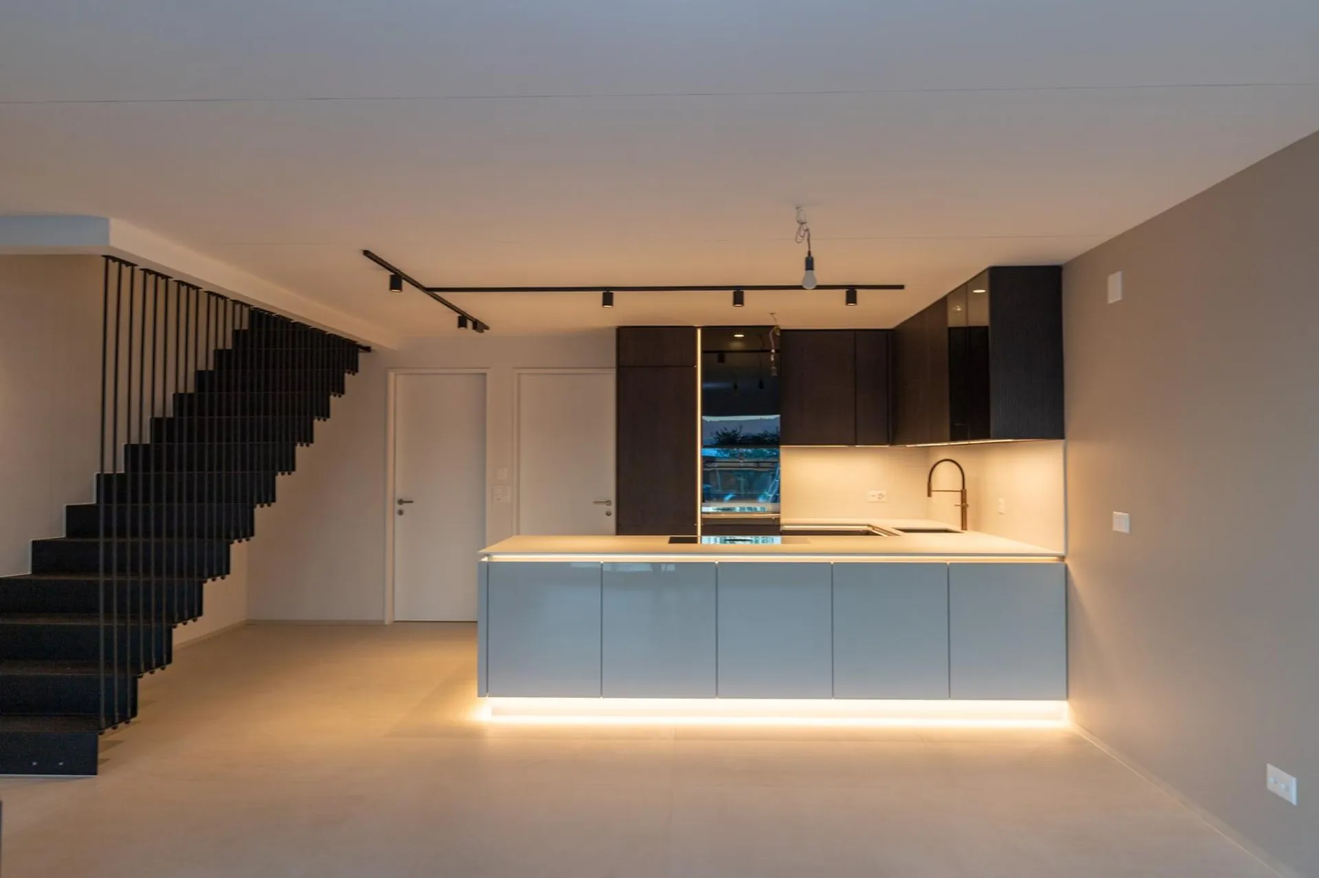 Modernes Schmuckstück mit Seesicht - 3.5-Zimmer-Reihenhaus