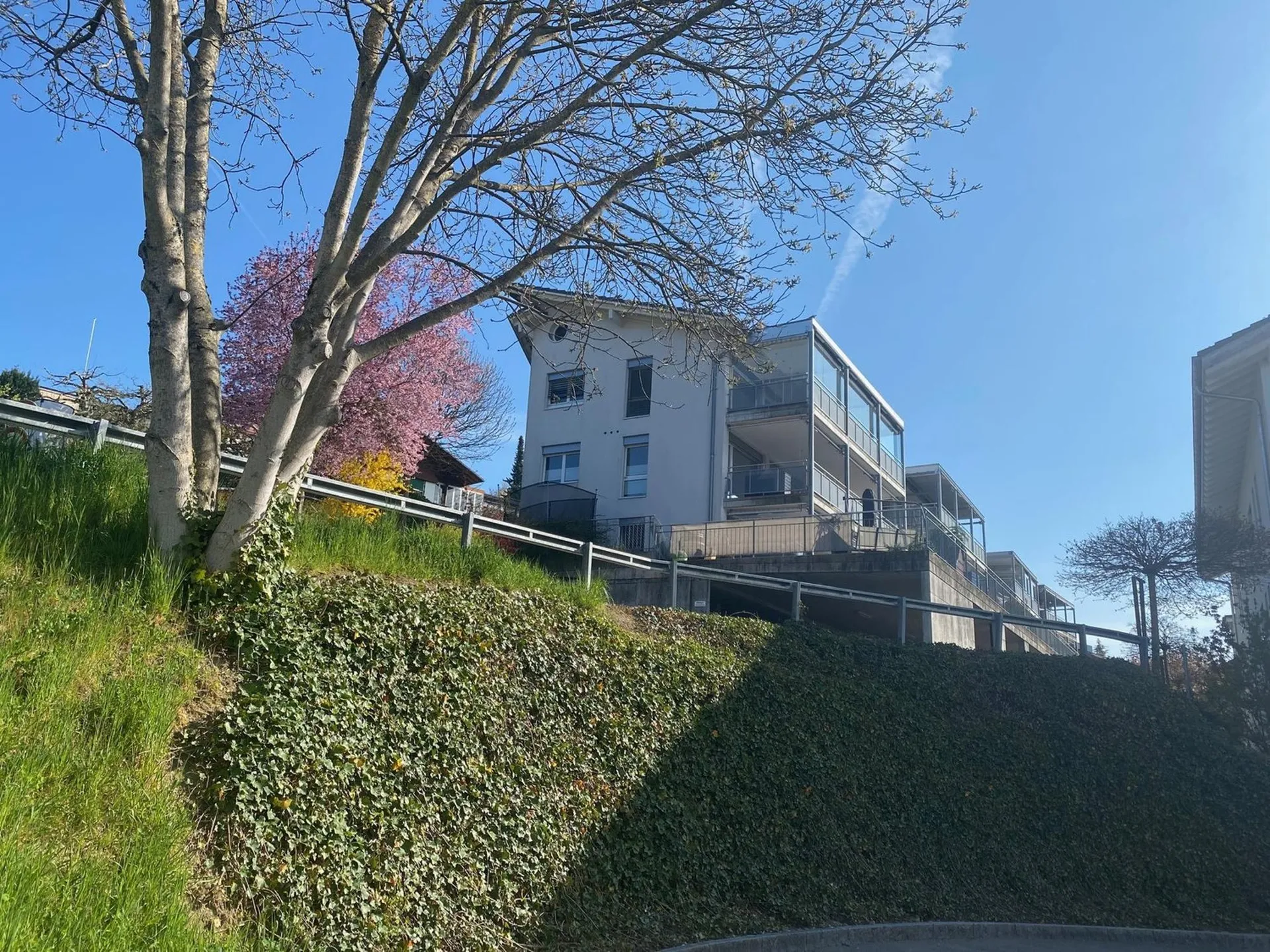 Exklusive 5.5-Zimmer-Dachwohnung mit atemberaubendem Ausblick