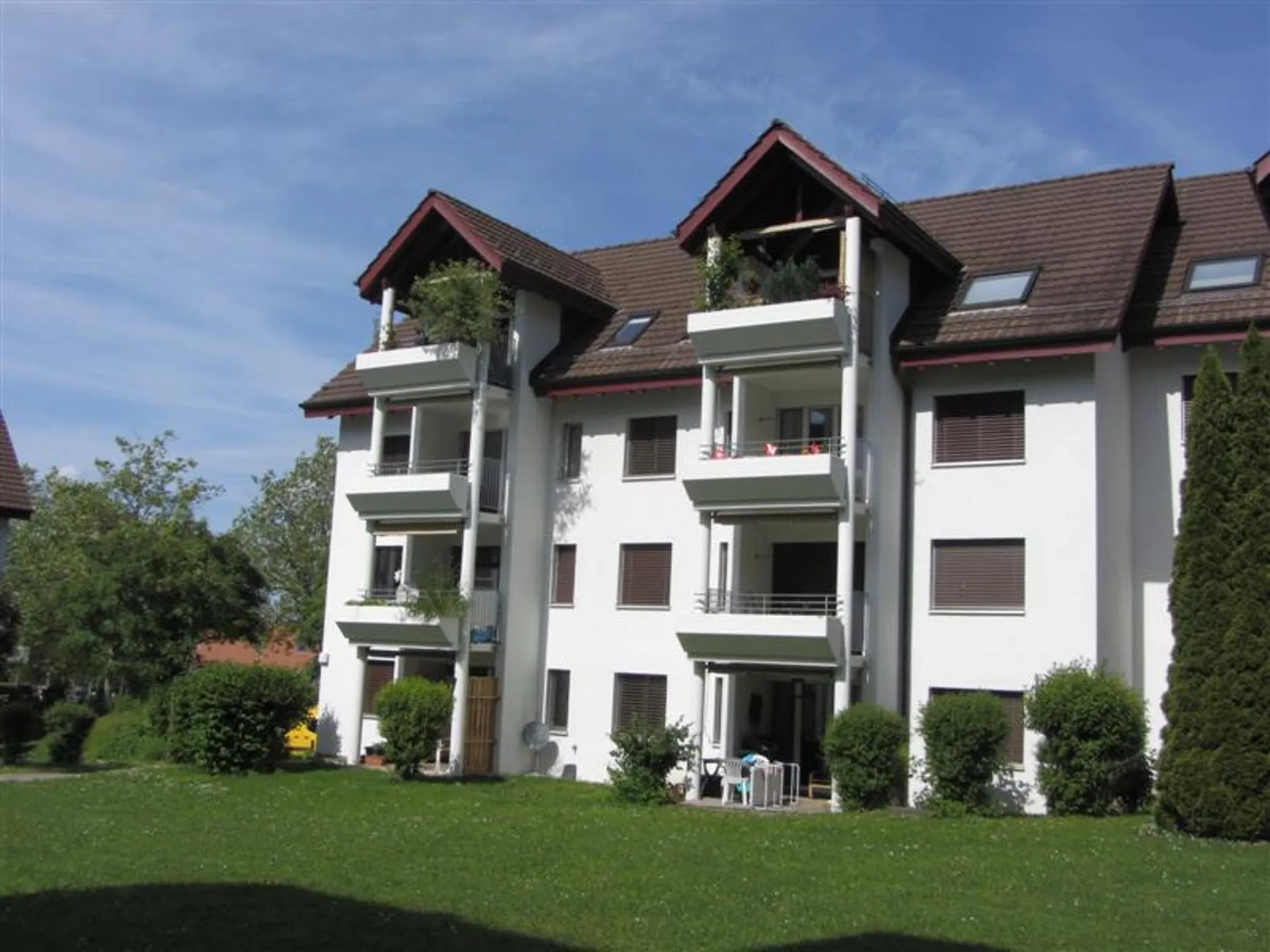 Schöne 2.5 Dachwohnung zu vermieten