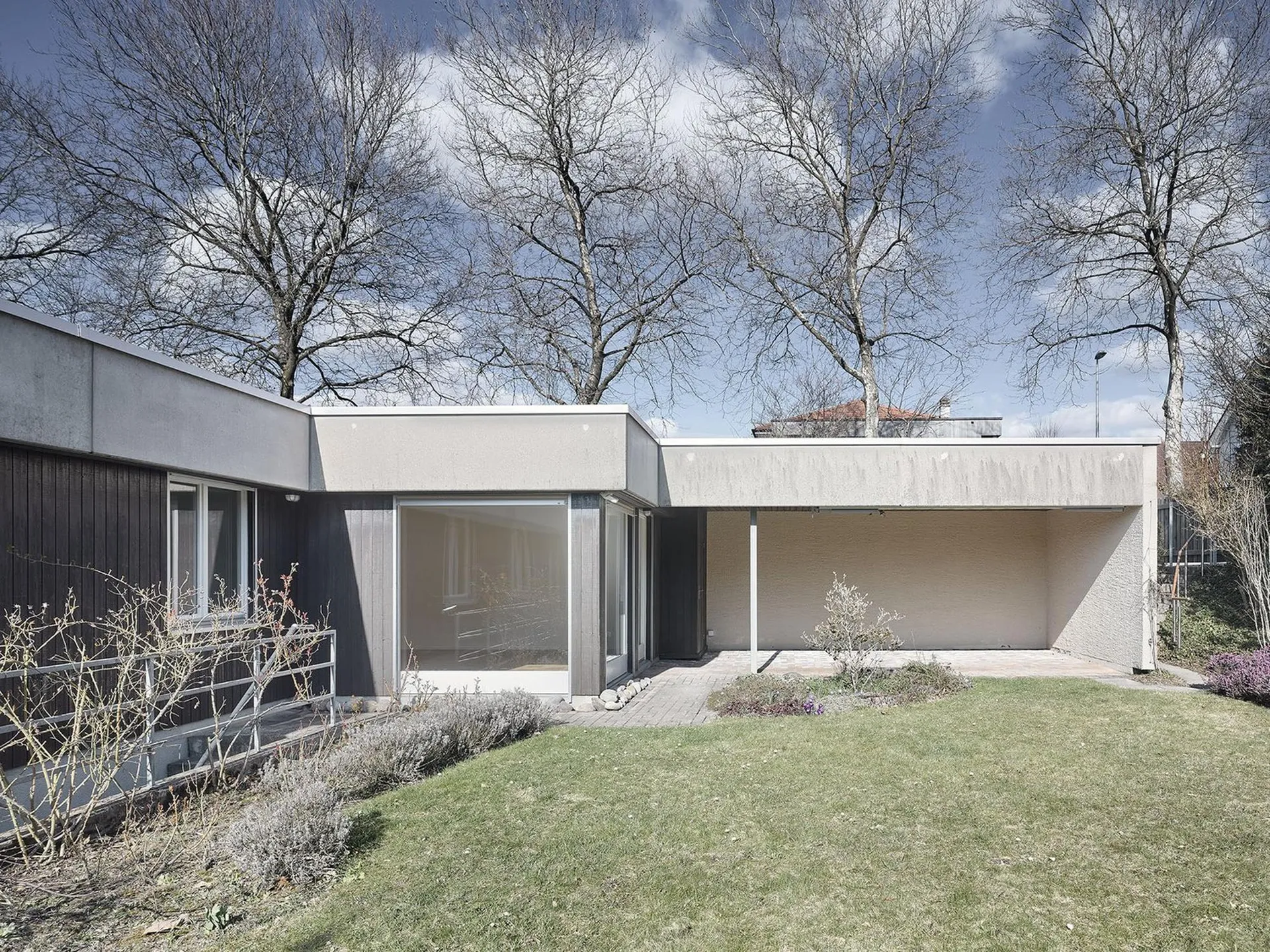 Charmantes 6.5-Zimmer-Reihenhaus mit Garten in Köniz