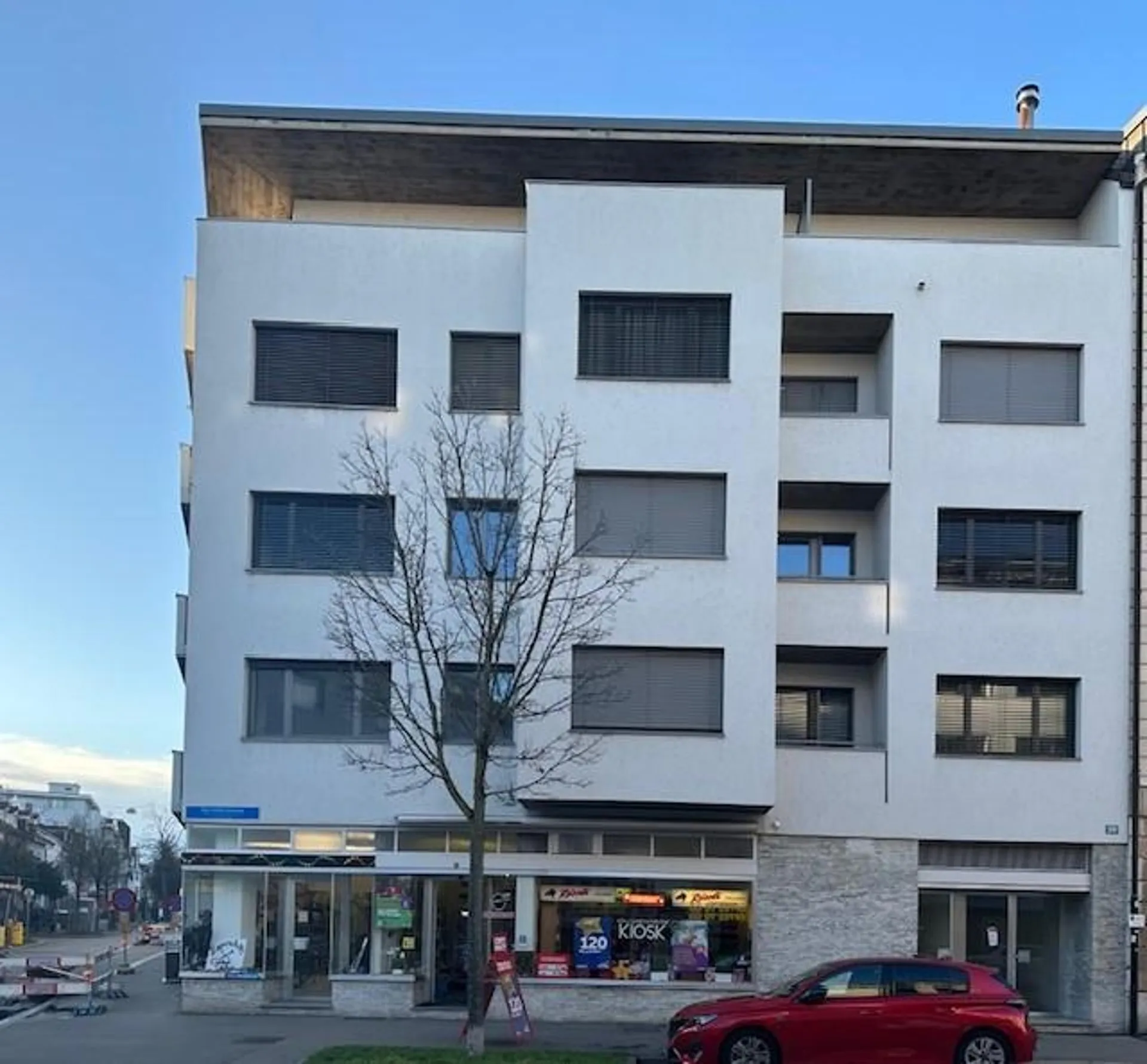 Renovierte 2-Zimmer-Dachwohnung im beliebten Bachlettenquartier