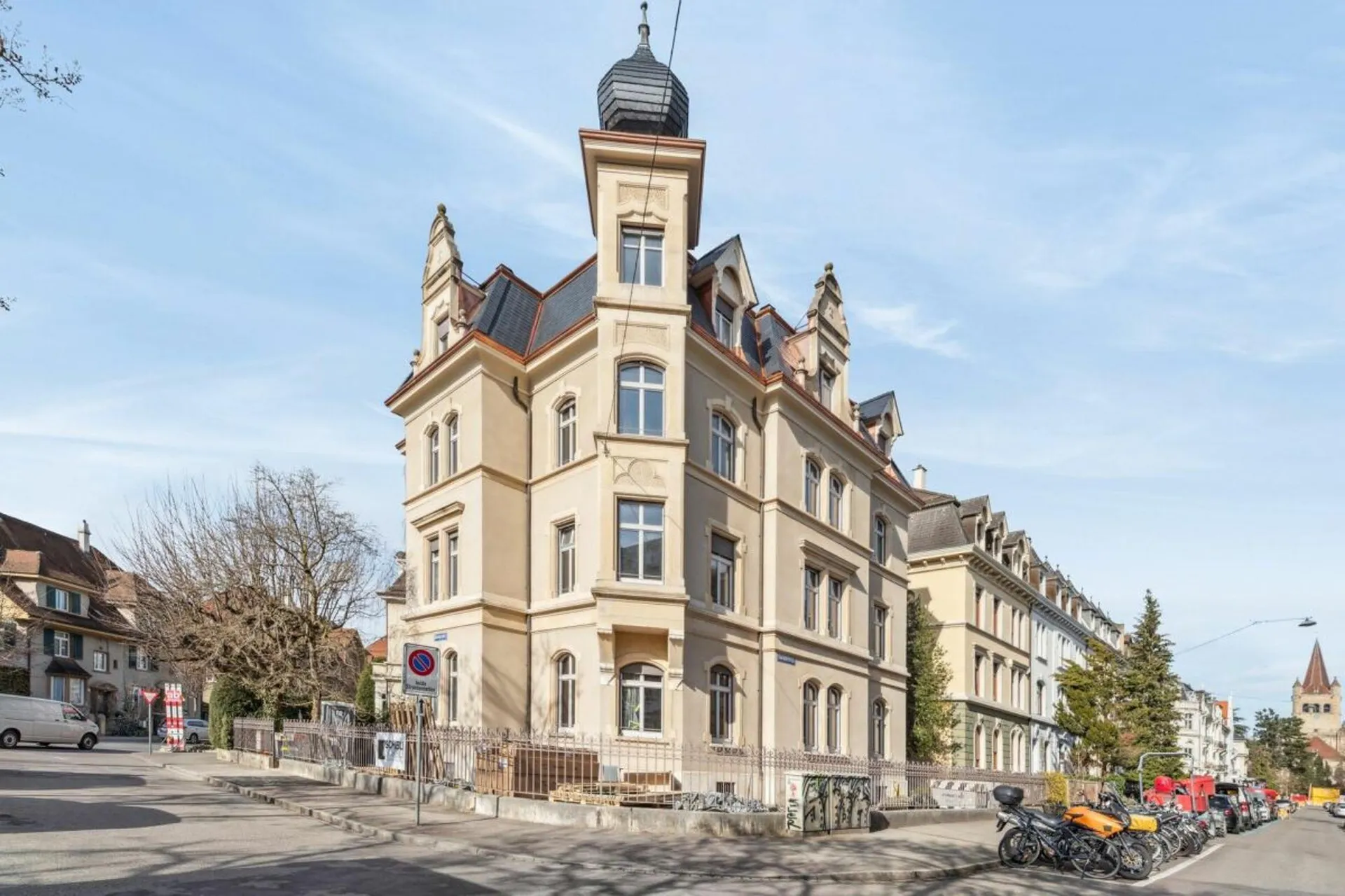 Exklusive 4 1/2-Zimmer-Gartenwohnung mit modernem Komfort am Rütimeyerplatz