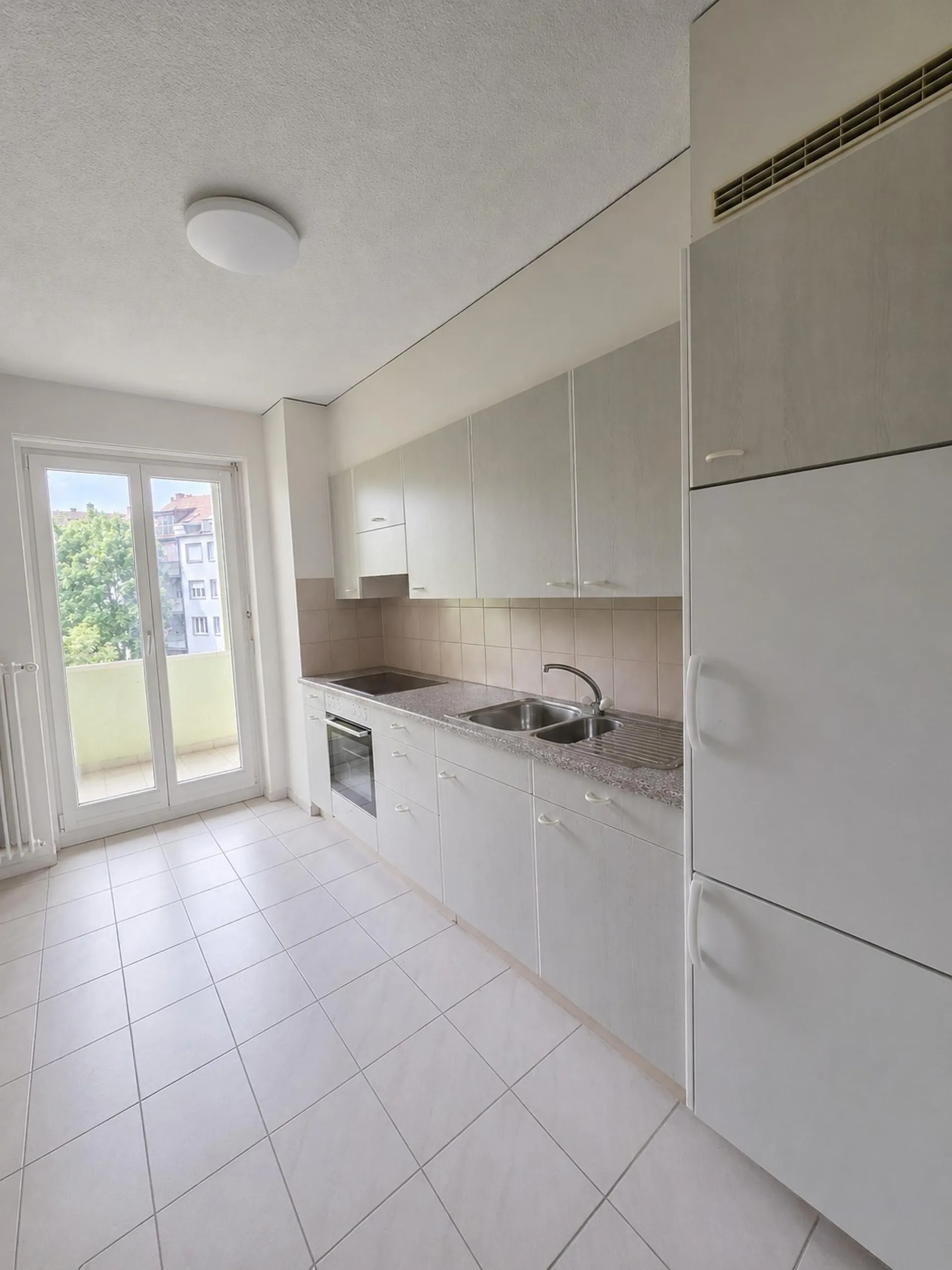 Charmante 2-Zimmer-Wohnung mit Balkon in Kleinbasel