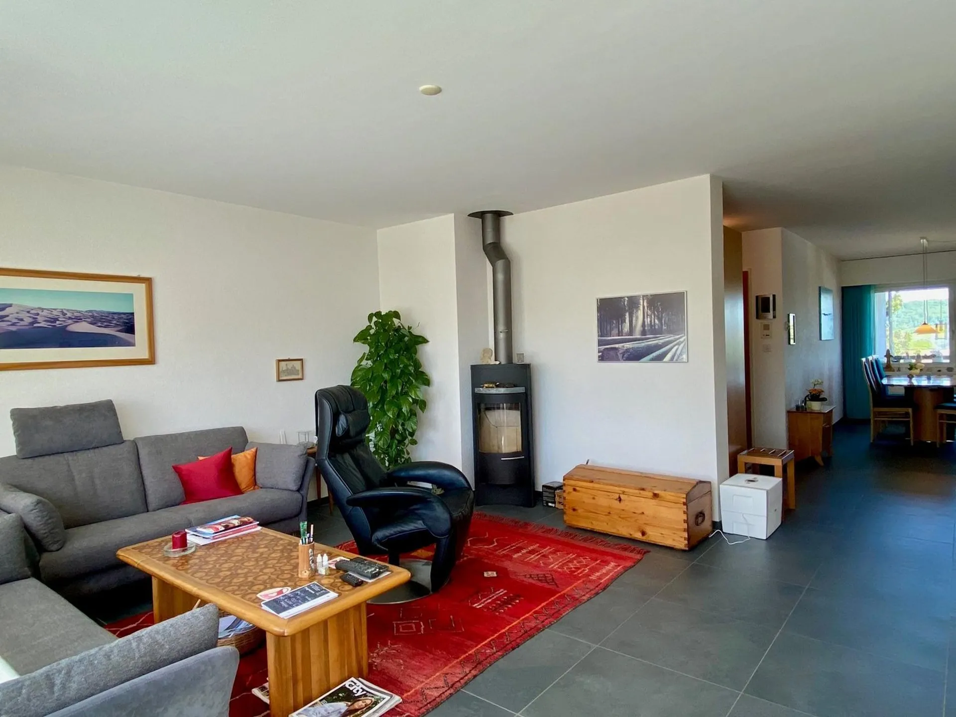 Charmante 4.5-Zimmer-Wohnung mit Cheminée in Neuhausen am Rheinfall
