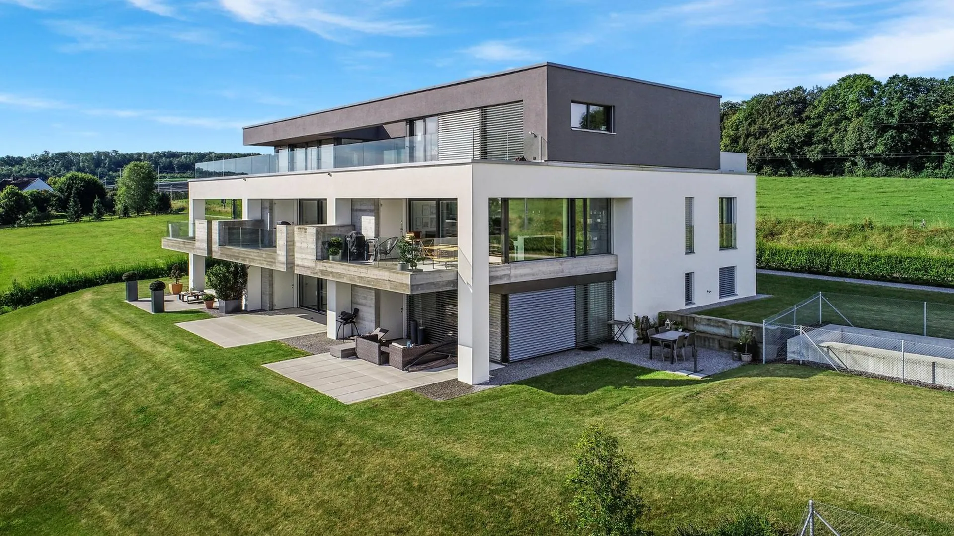 exklusive 2.5-Zimmer-Wohnung an bevorzugter Lage mit Sicht über den Bodensee