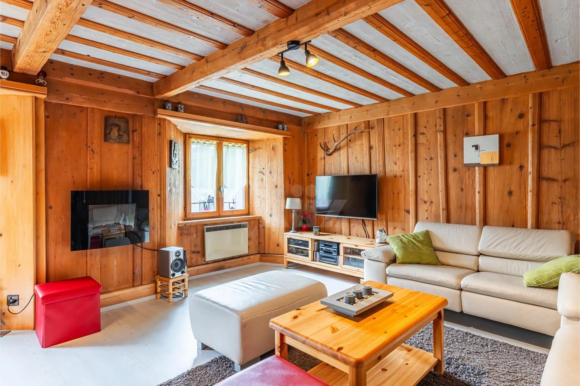 Authentique maison villageoise avec vue dégagée
