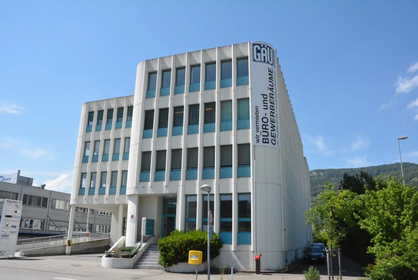 diverse Büro- und Gewerbeflächen an bester Lage suchen neuen Mieter!