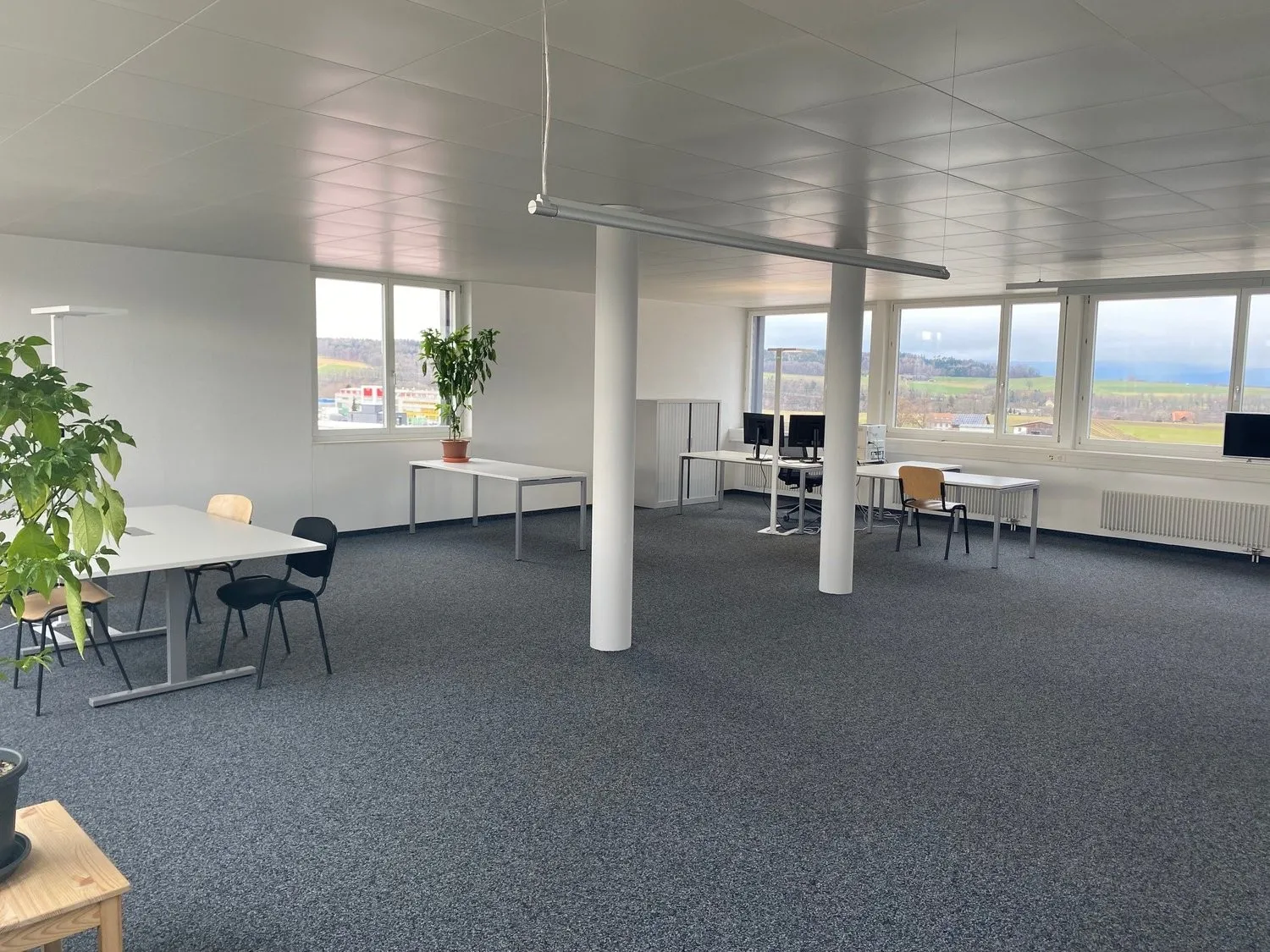 Moderne Büroräumlichkeiten in Düdingen