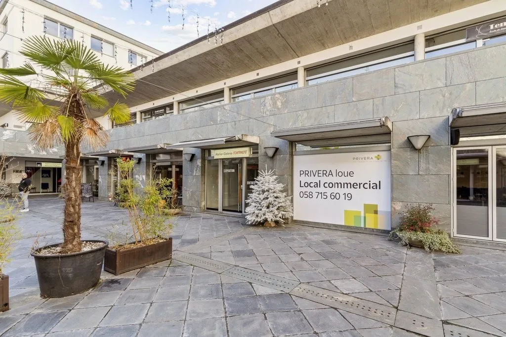 Arcade au centre ville de Sierre à louer de suite ou à convenir