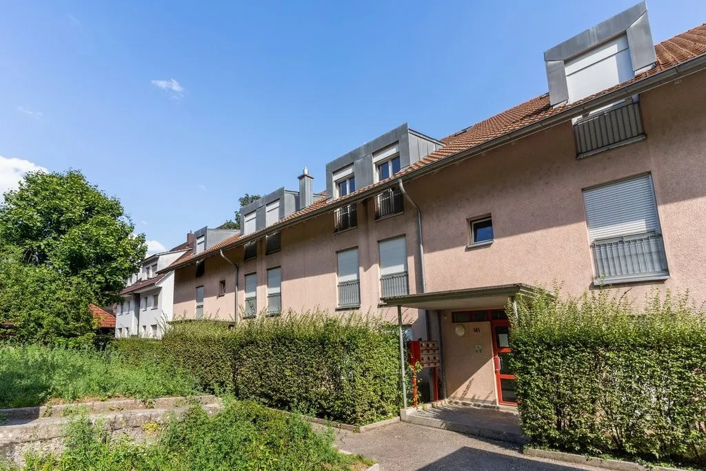 Die Sonne auf dem Balkon geniessen - profiter du soleil au balcon