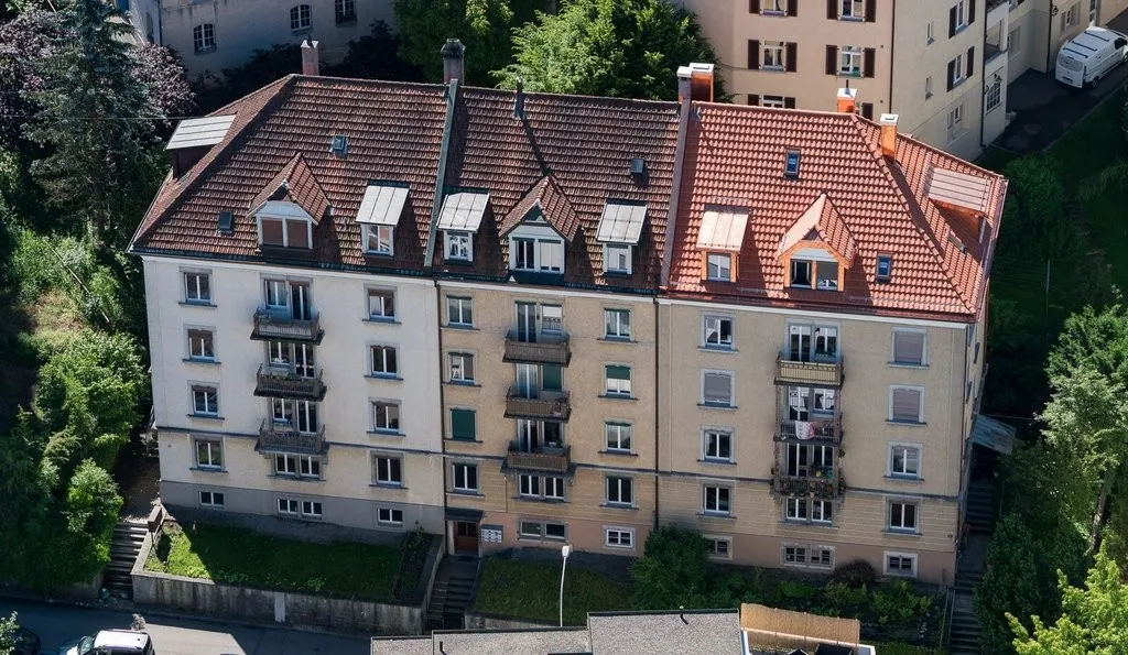 Dachwohnung mit viel Licht und Luft im Riethüsli