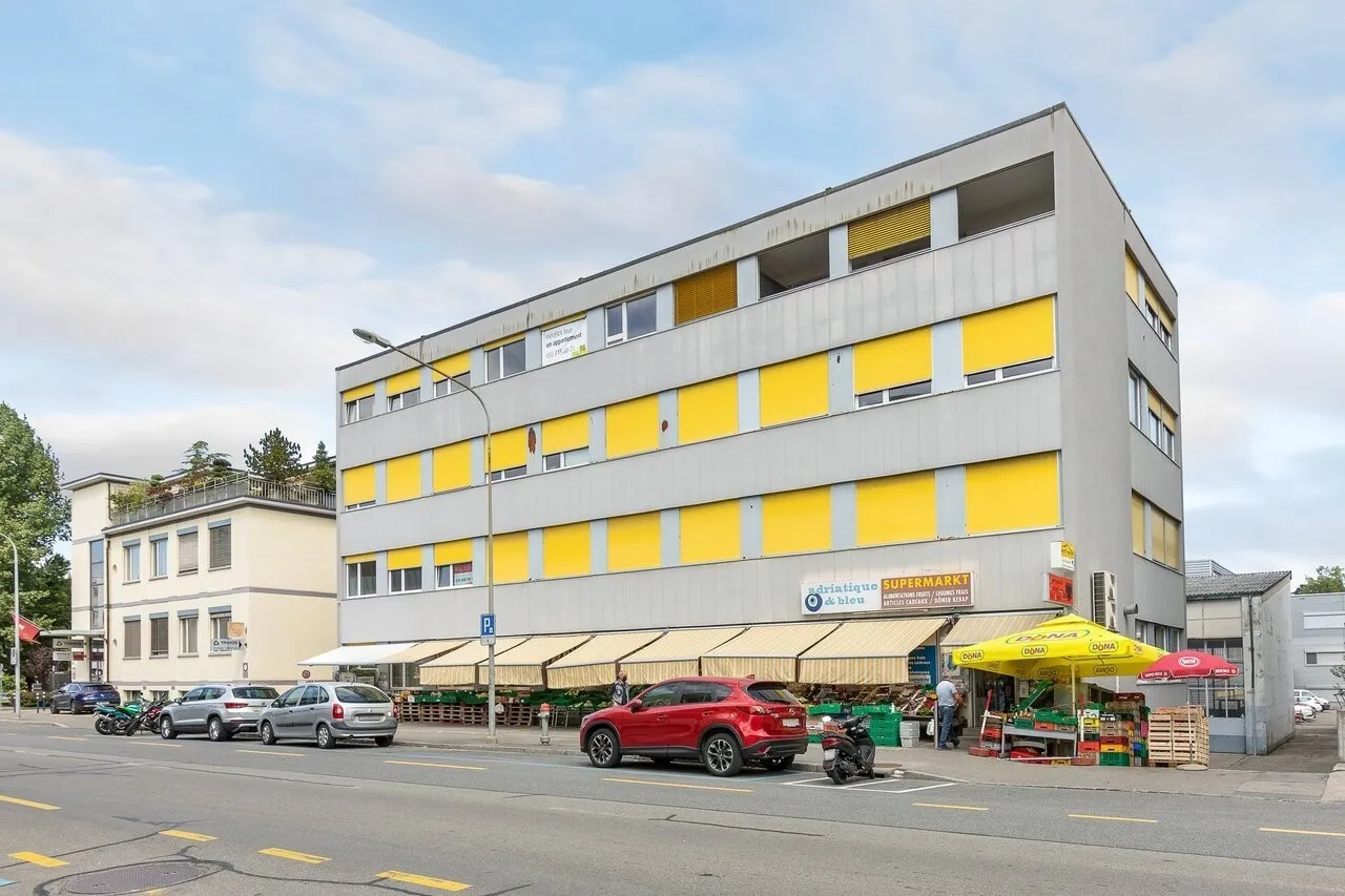 Surface commerciale/bureau de 65 m² à louer - 1er étage