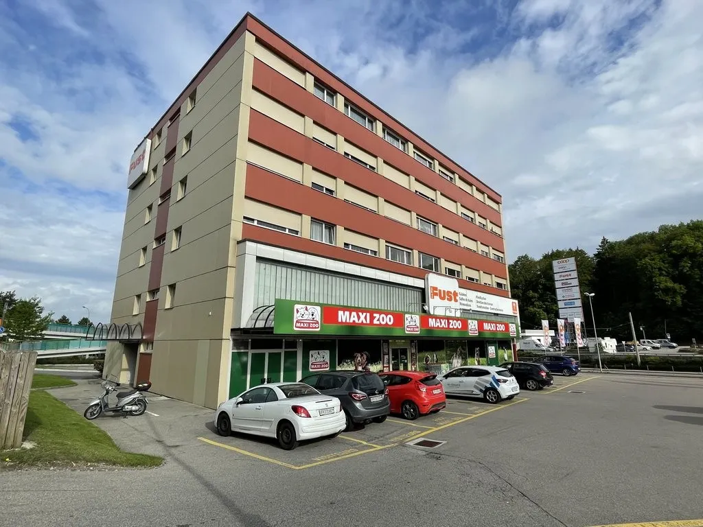 VILLARS-SUR-GLÂNE - Bureaux de 70m2 à louer