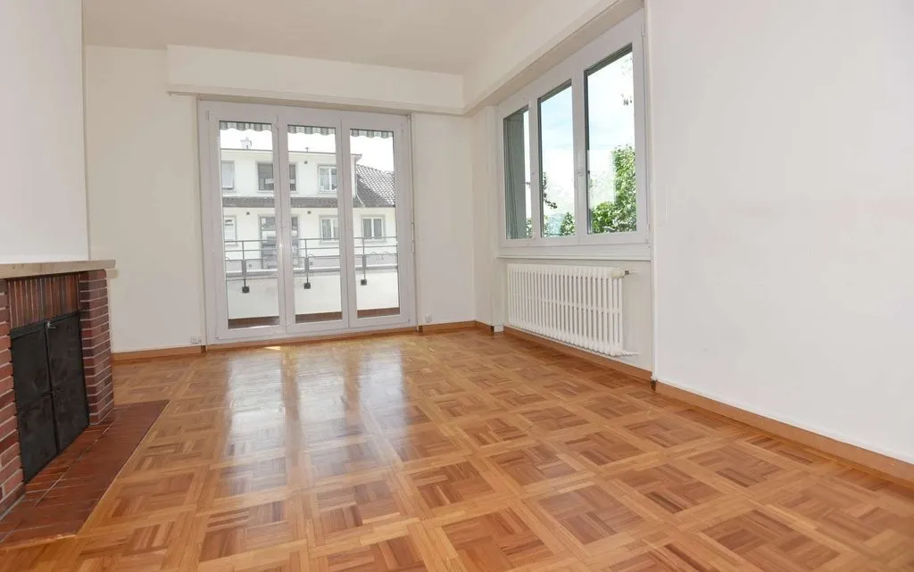 Logement de 4 pièces, environnement calme, espace vert