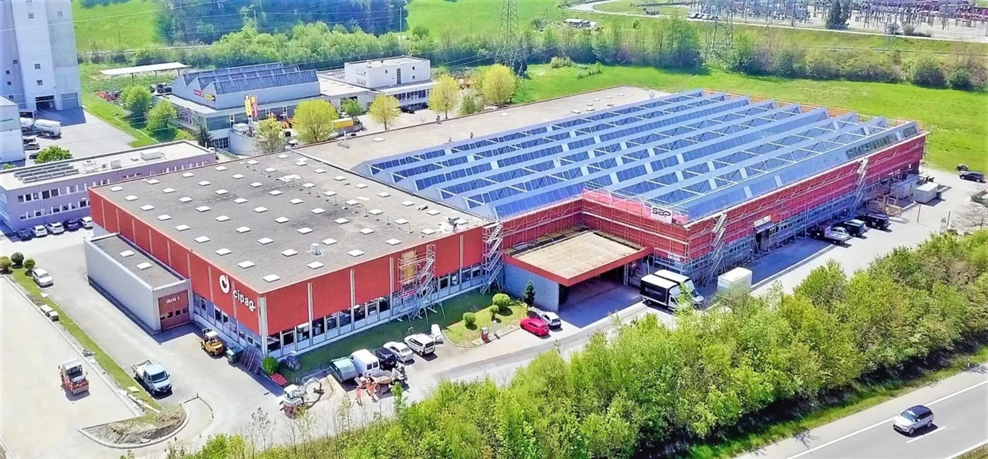 Atelier 474 m2 au rez - Quai de chargement - Proche autoroute
