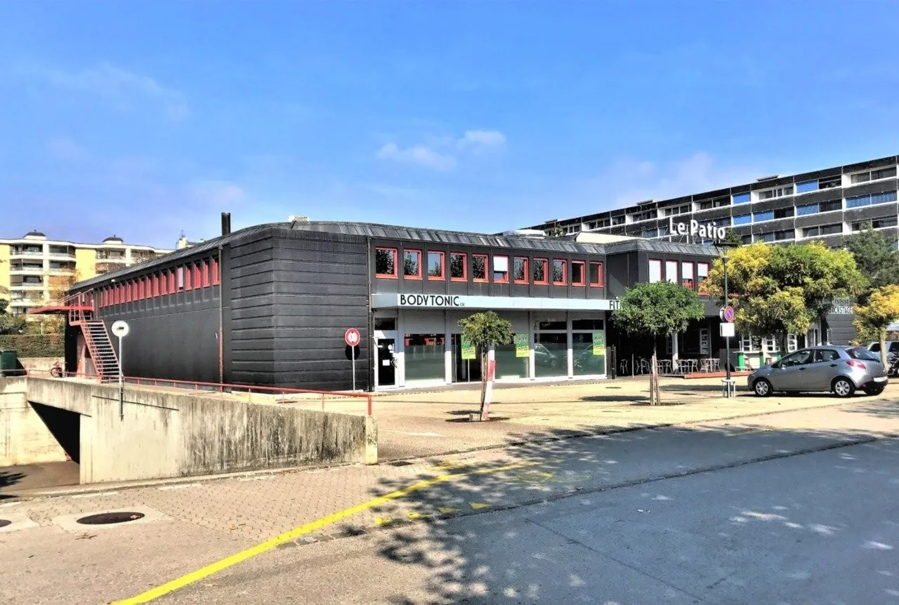 Bureau de 80m²- Idéalement placé à Gland