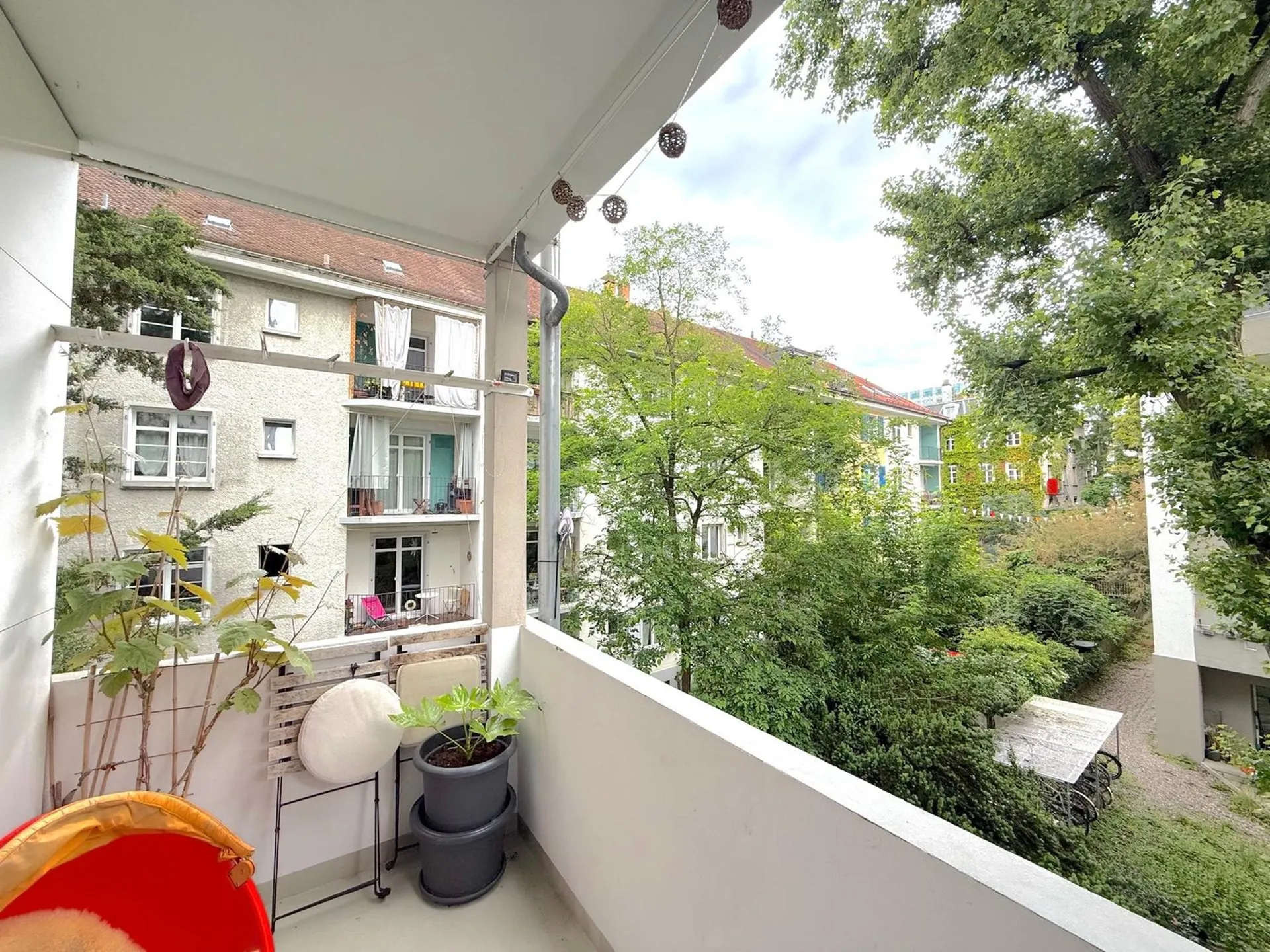 Ruhig und hell: 3.5 Zi.-Altbauwohnung im St. Johann