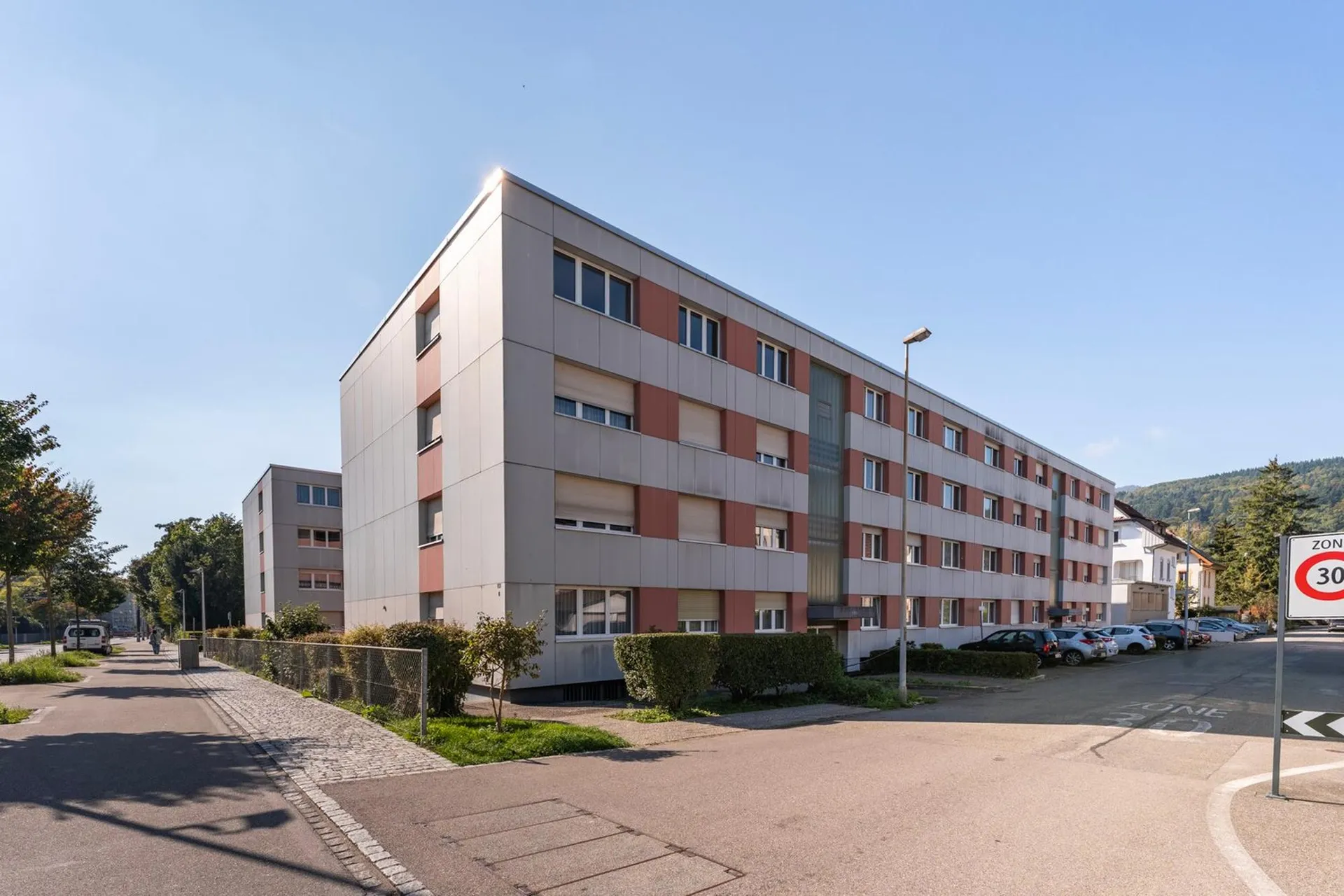 Große, moderne und sanierte 3.5 Zimmerwohnung im beliebtem Gurzelenquartier