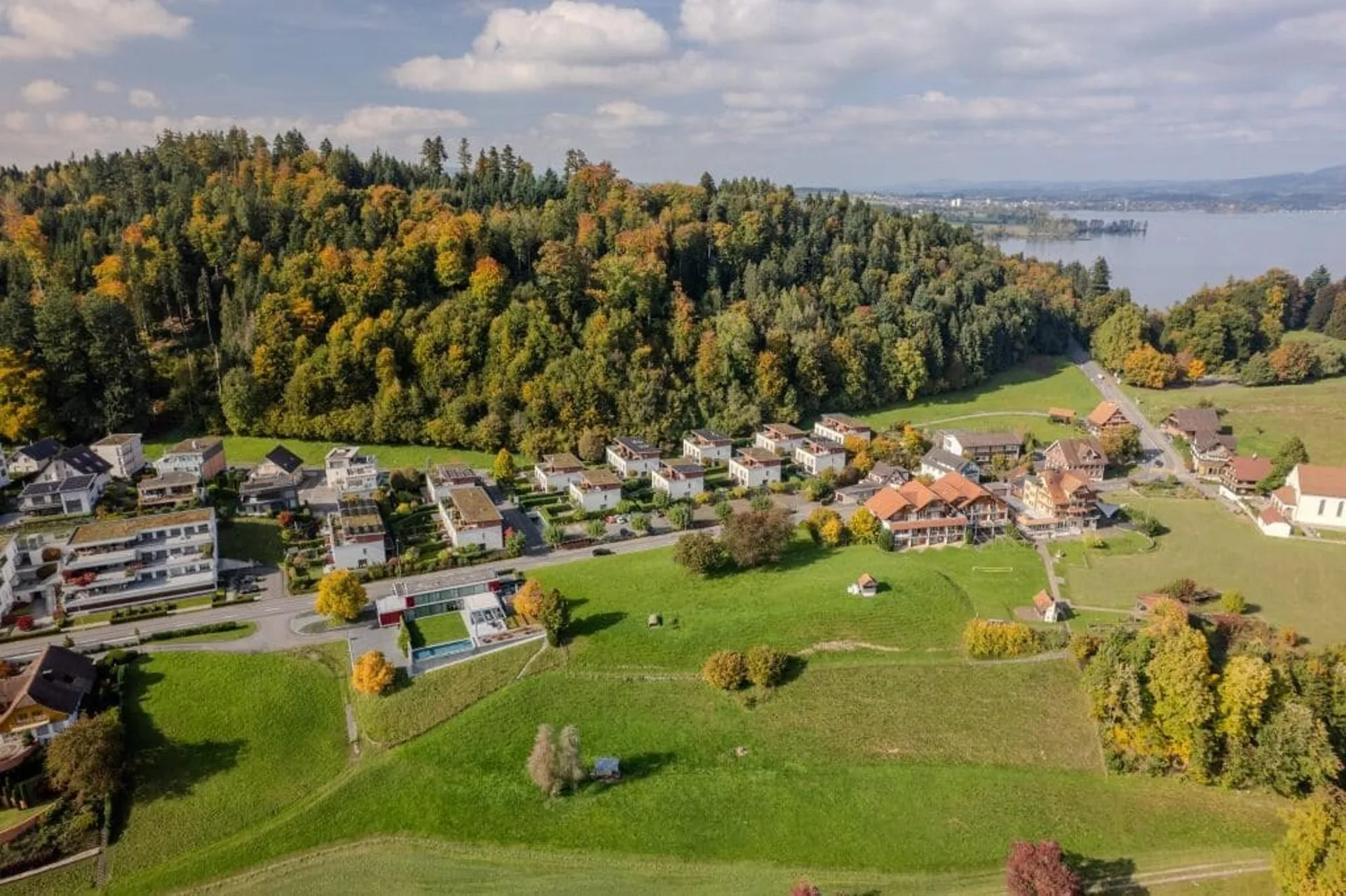 Mittelhaus im steuergünstigen Kanton Zug