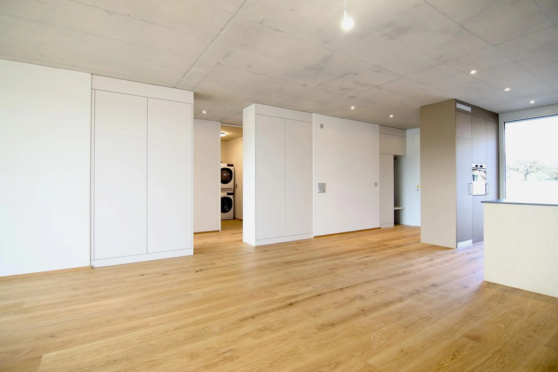 Exklusive 3.5-Zimmerwohnung an ruhiger, unverbauter Lage