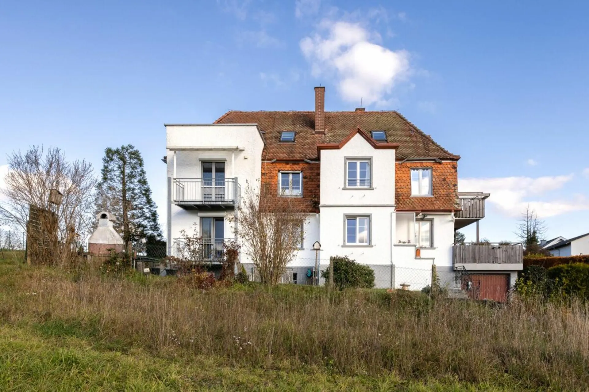 Viel Freiraum, Rheinsicht und Lebensqualität im einzigartig gelegenen Wohnhaus