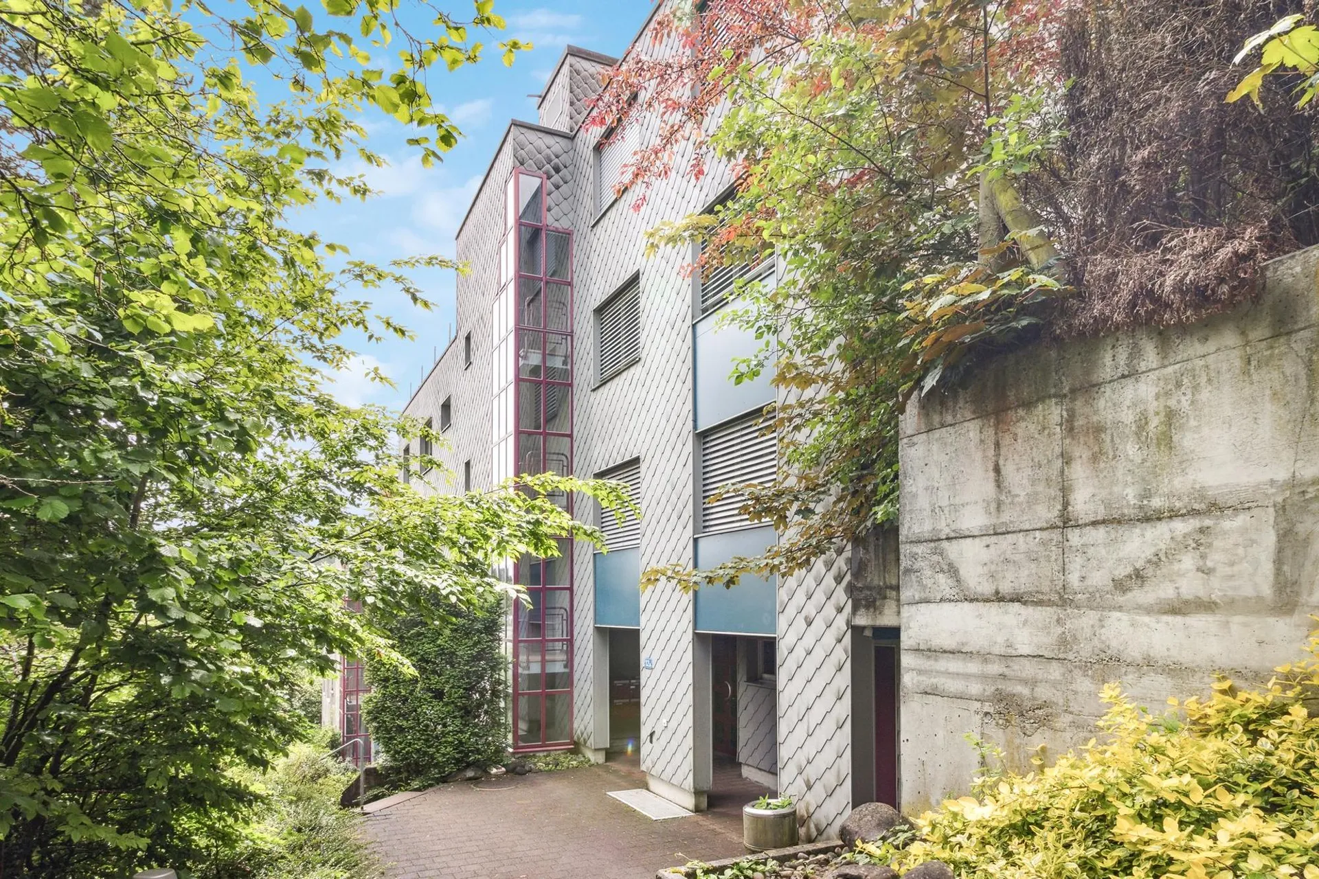Grosszügige 3.5-Zimmerwohnung im Grünen