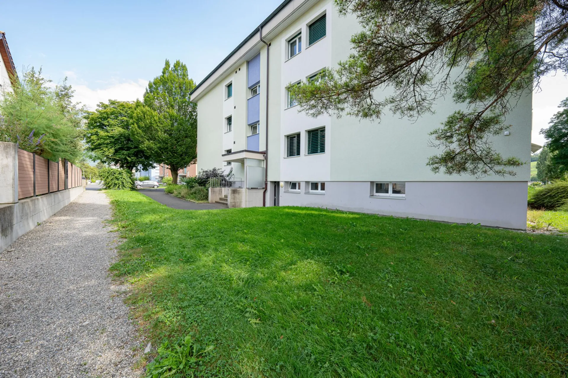 Charmante 3.5 Zimmerwohnung in Buchs mit Balkon und viel Wohnkomfort