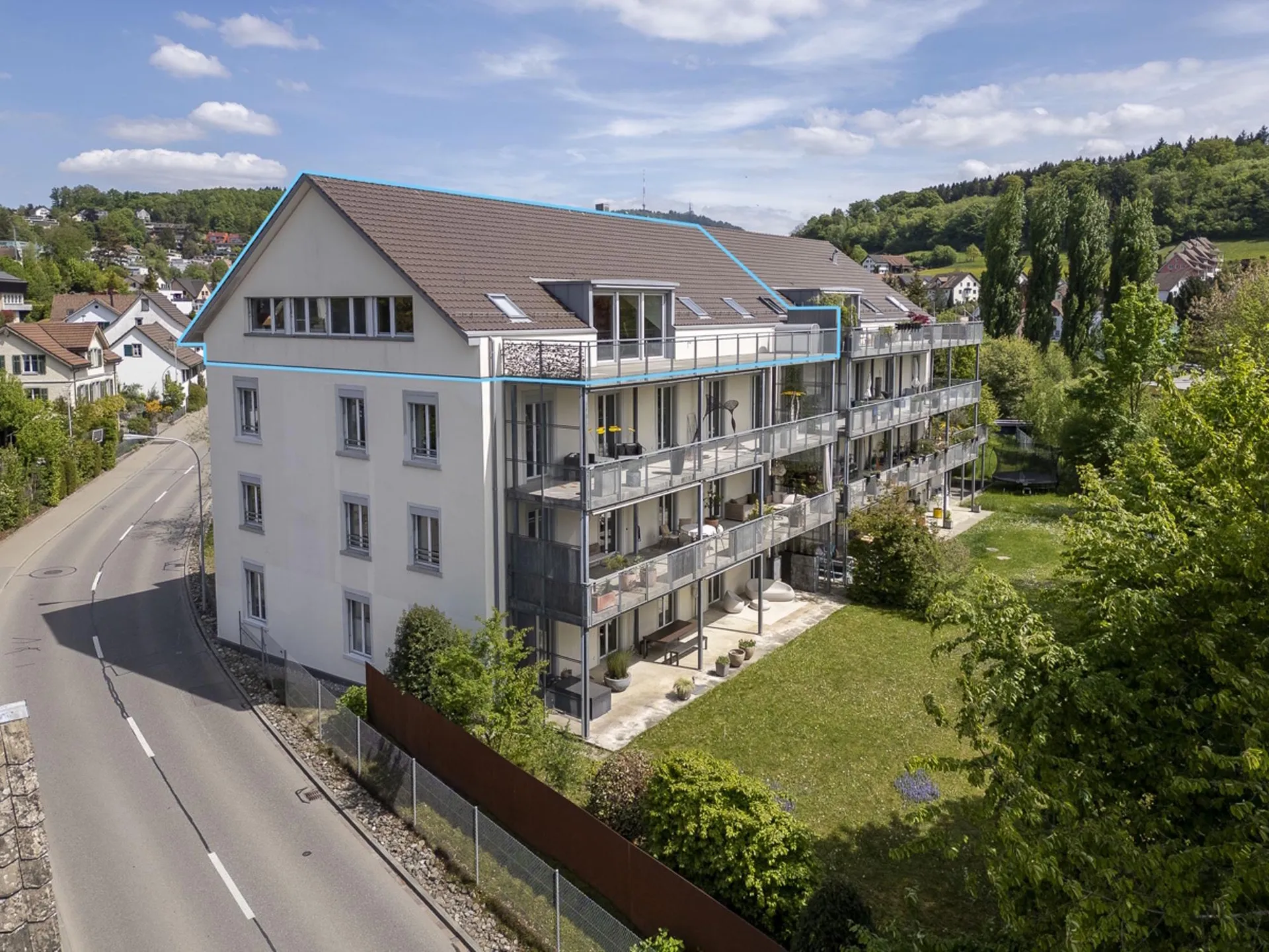 Wohnen im Puls von Birmensdorf: Einzigartige Loftwohnung