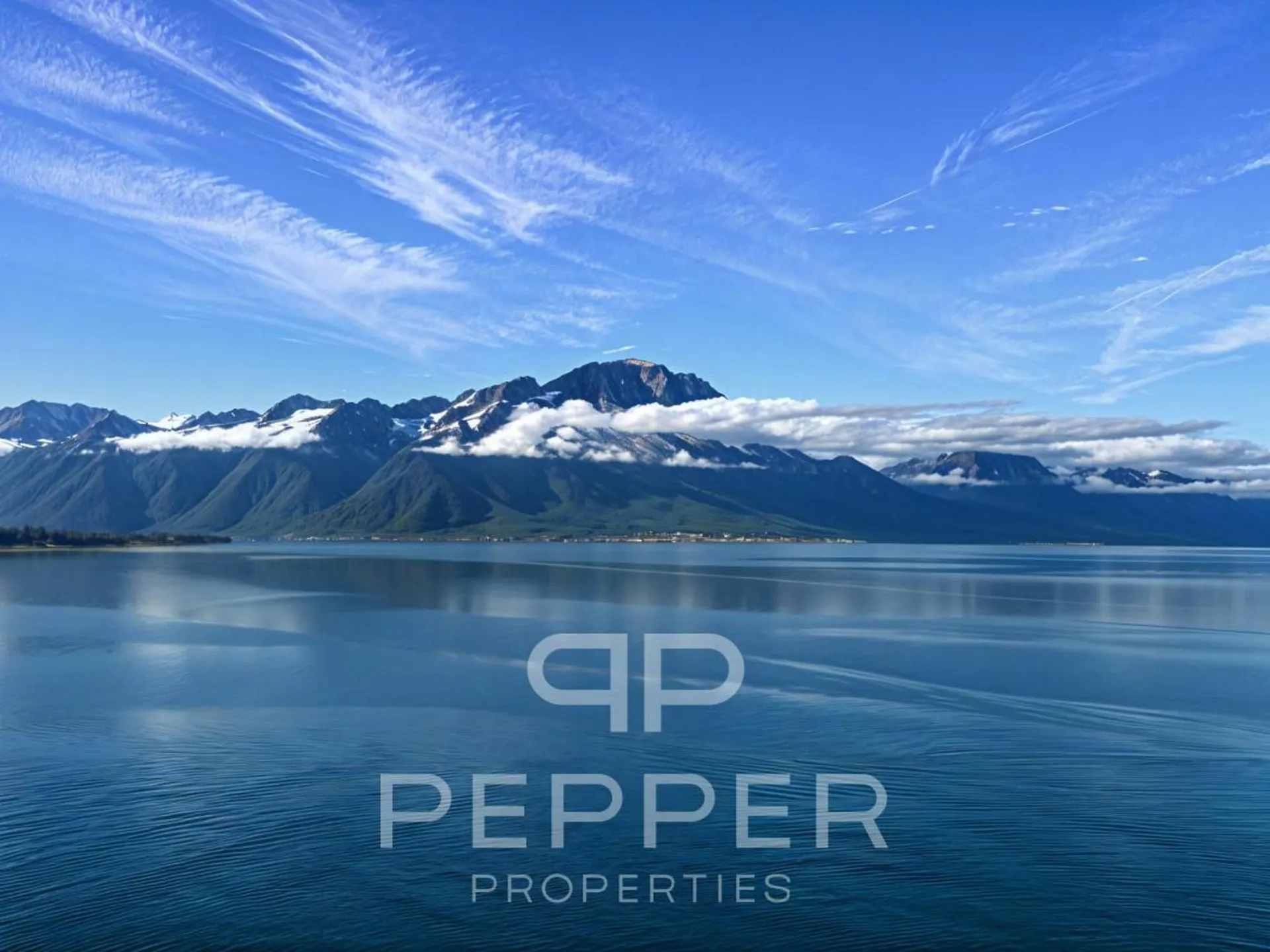 Rare duplex en attique avec vue panoramique sur le Léman et les Alpes