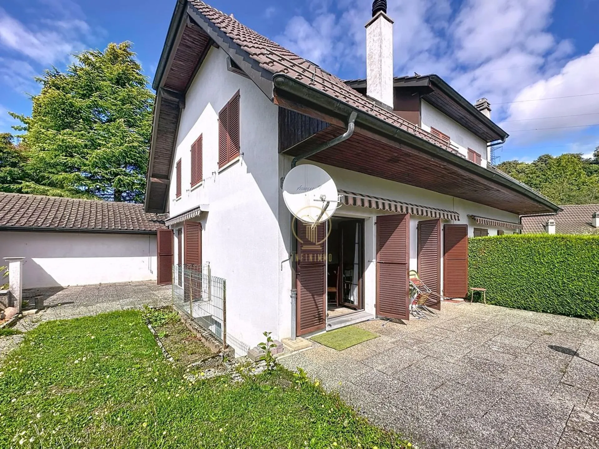 MONT-SUR-LAUSANNE - Belle maison jumelle à vendre