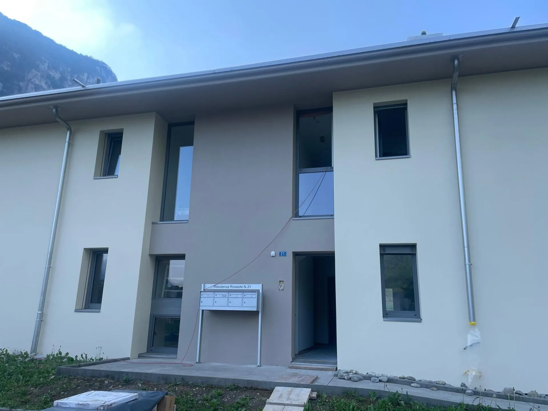 Nuovo appartamento piano terra con zona terrazzata e giardino