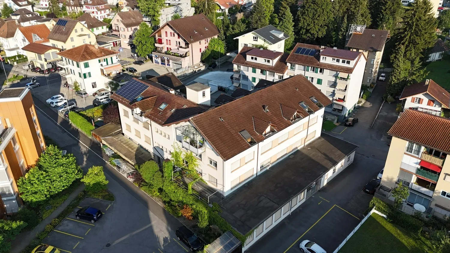 Grosszügige Büro-/Gewerberäume in der Nähe von Thun zu vermieten!