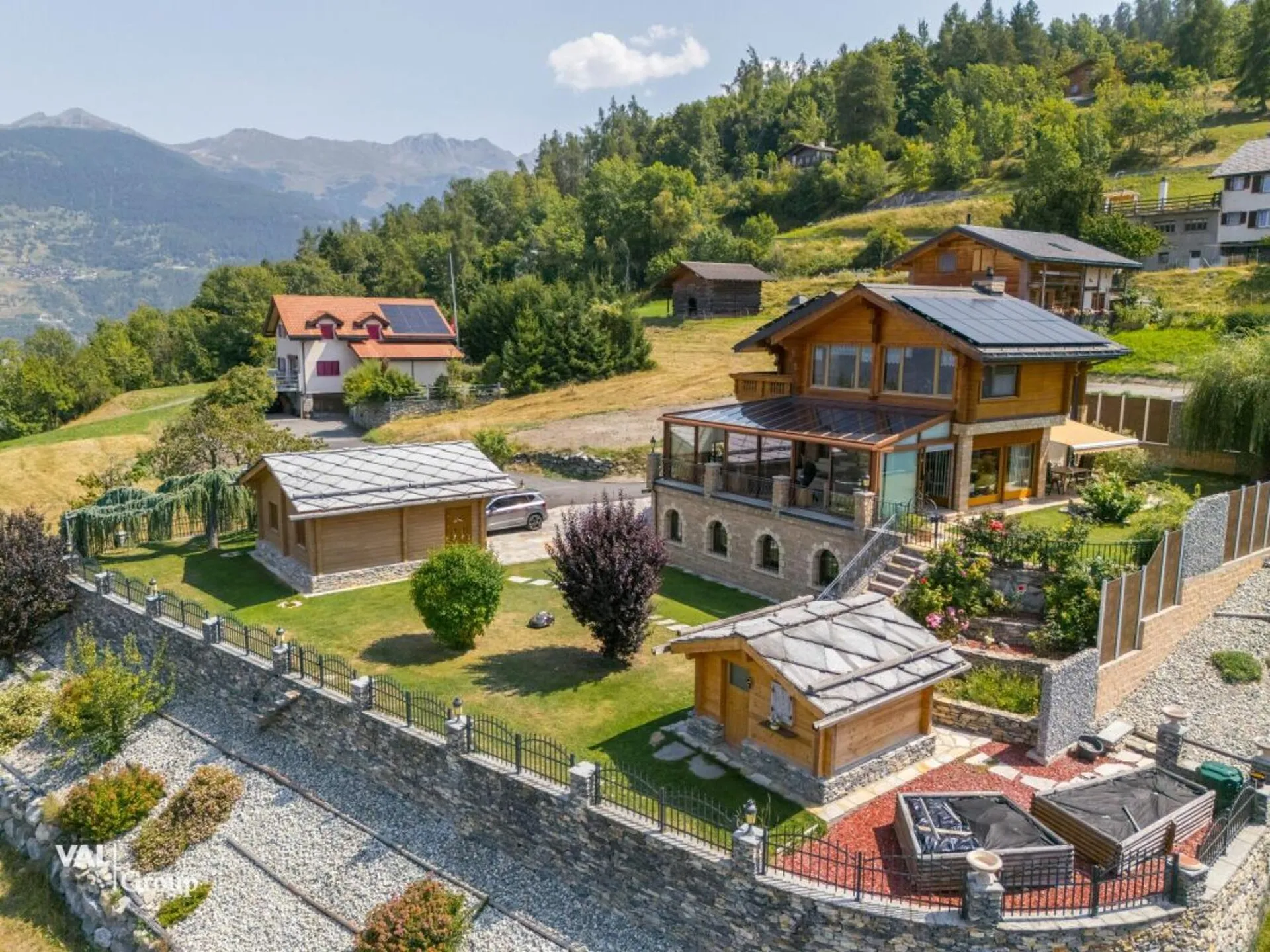 Chalet au panorama exceptionnel sublimé par l'amour et la passion